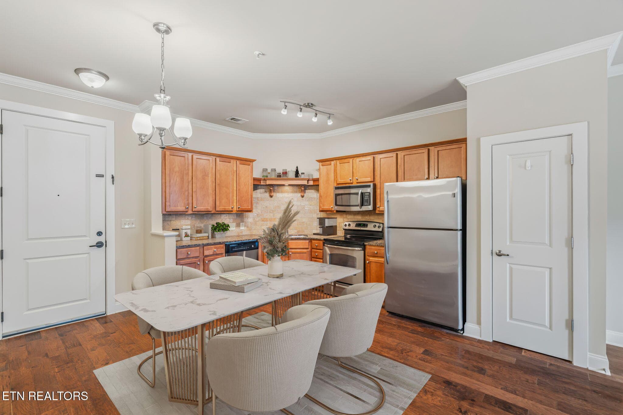 Kitchen Area - 445 W Blount Ave 409, Knoxville, TN 37920, Knoxville