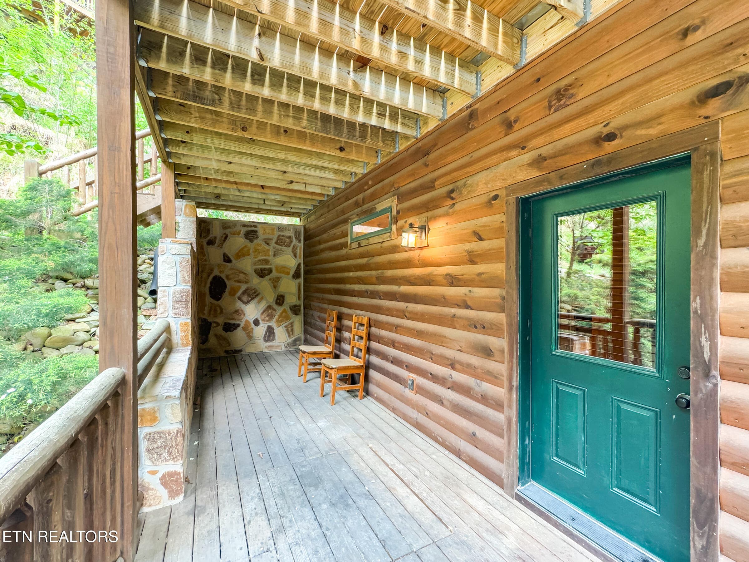 deck 4 - 714 Mountain Stream Way, Gatlinburg, TN 37738, Gatlinburg