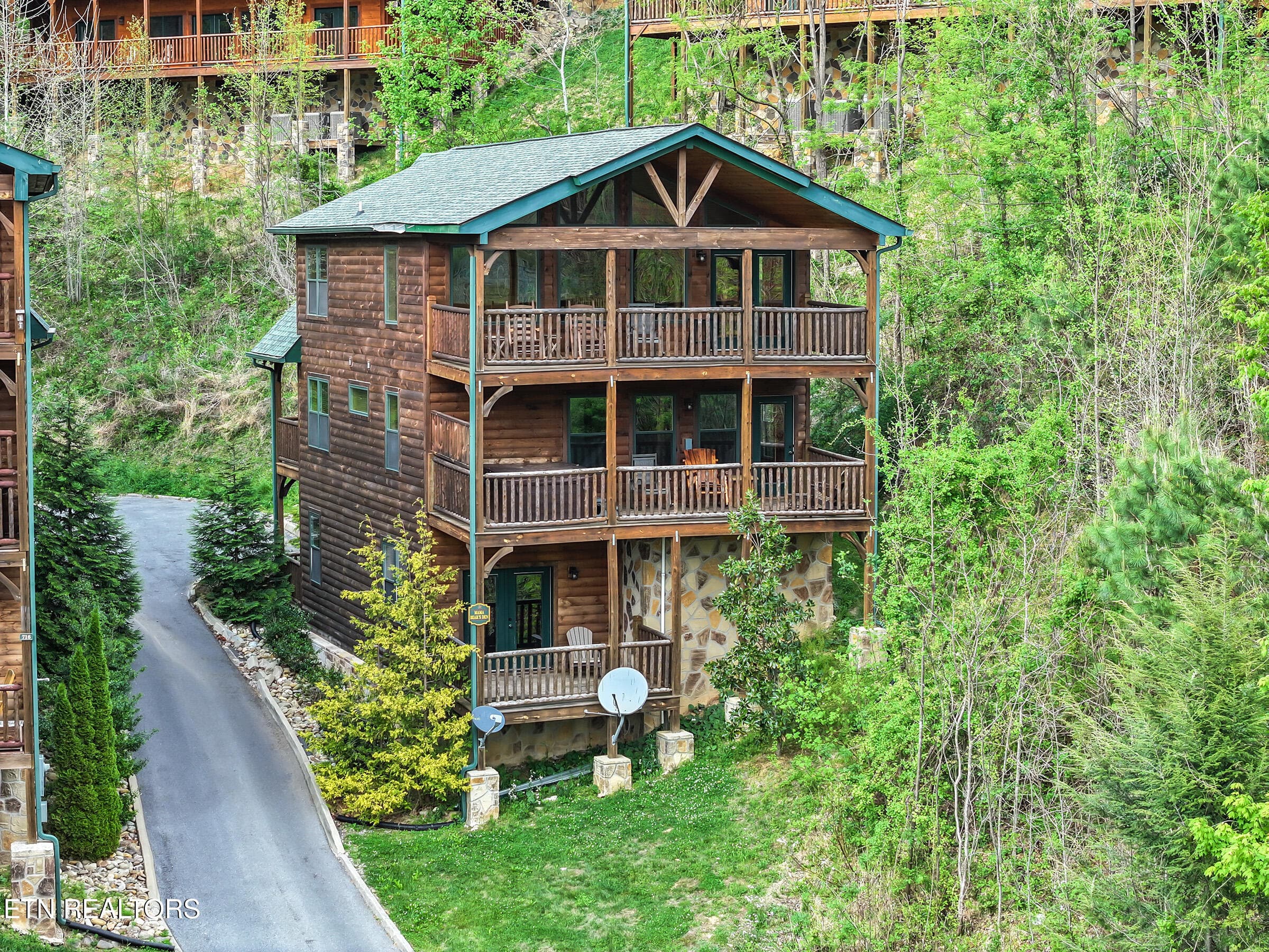 drone - 714 Mountain Stream Way, Gatlinburg, TN 37738, Gatlinburg