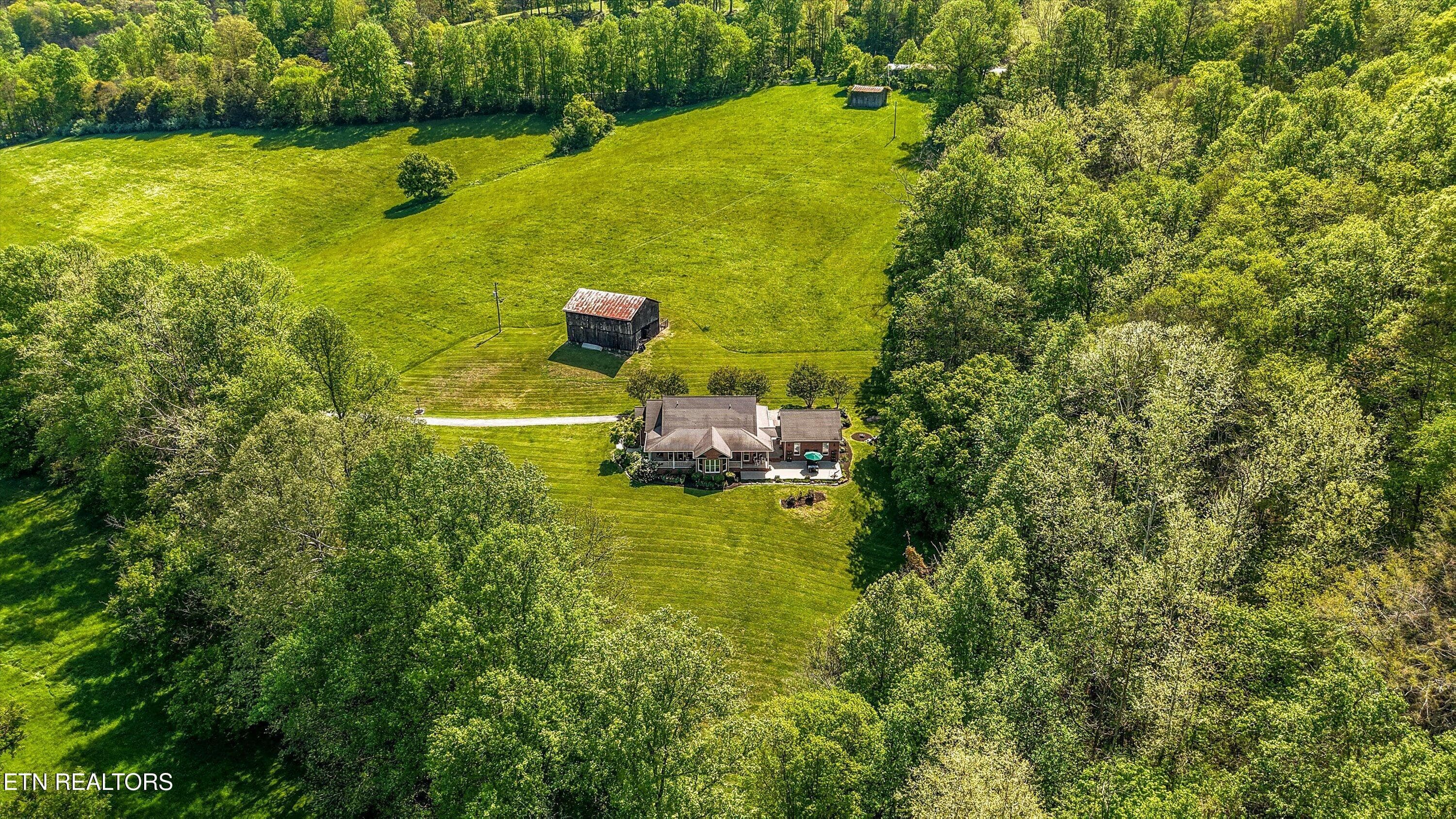 12C42A8B-B338-4CBE-9CFE-53D9E27935C0 - 4151 Cave Springs Rd, Tazewell, TN 37879