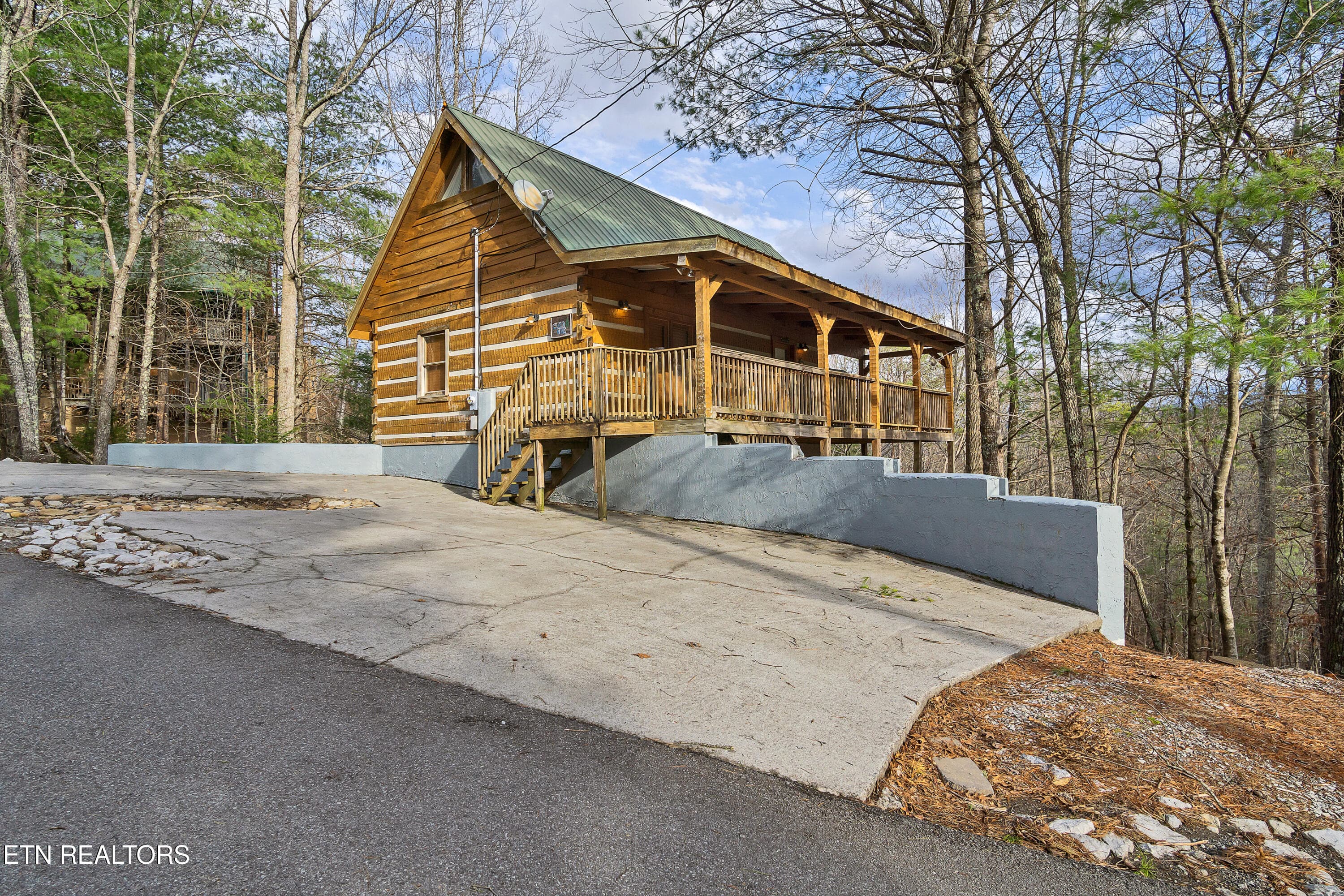 DSC02690 - 142 Tolliver Tr, Townsend, TN 37882