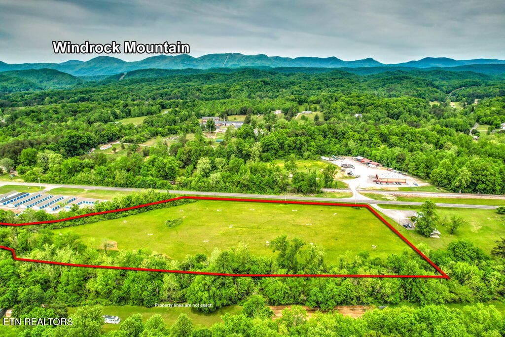 8 - 2073 Oliver Springs Hwy, Clinton, TN 37716