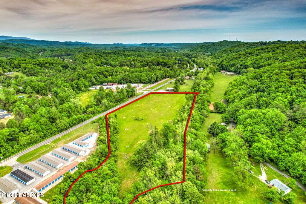 9 - 2073 Oliver Springs Hwy, Clinton, TN 37716