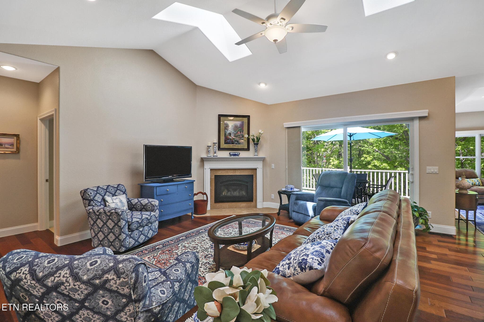 n44a2424-n44a2428 - 126 Mariners Drive, Fairfield Glade, TN 38558