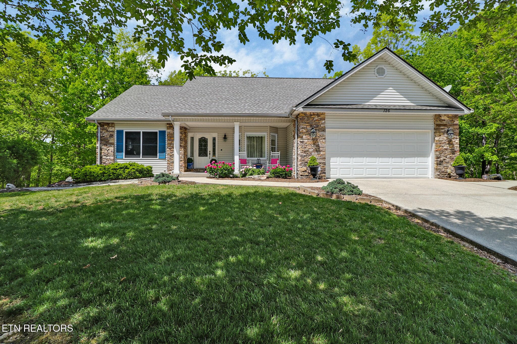 n44a2564-n44a2568 - 126 Mariners Drive, Fairfield Glade, TN 38558
