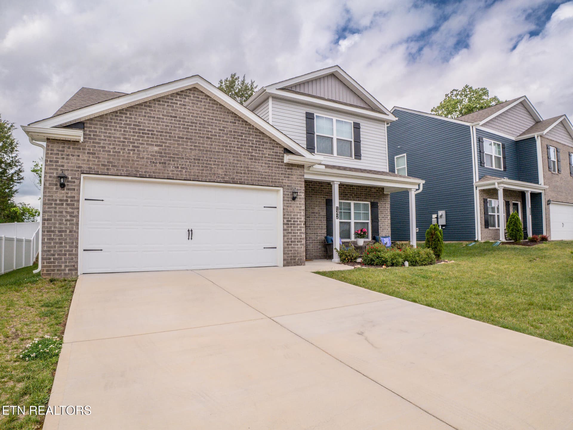 Front - 142 Thistle Drive, Bluff City, TN 37618