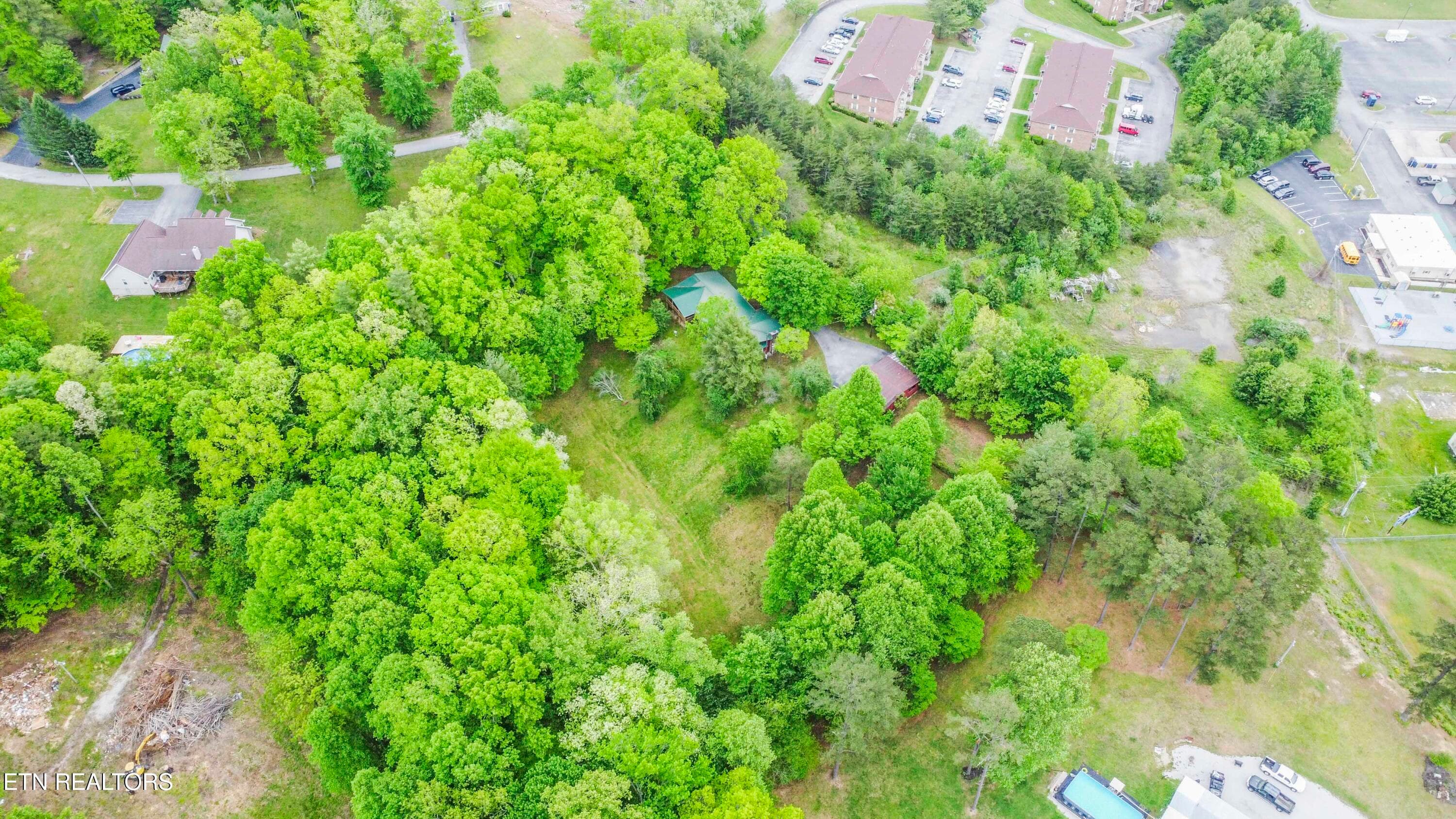 drone_1 - 355 Eli Lane, Oneida, TN 37841
