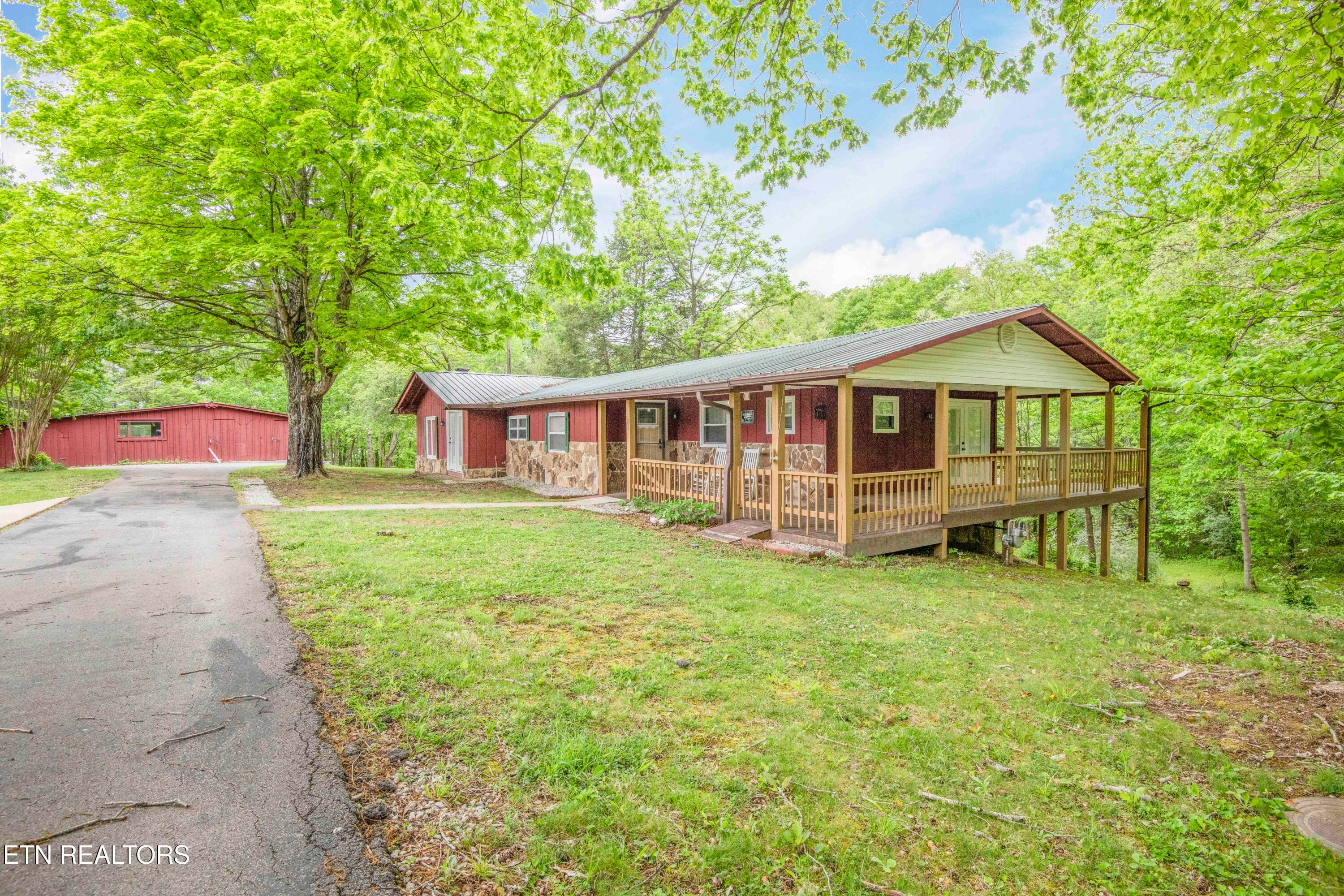 Front View - 355 Eli Lane, Oneida, TN 37841
