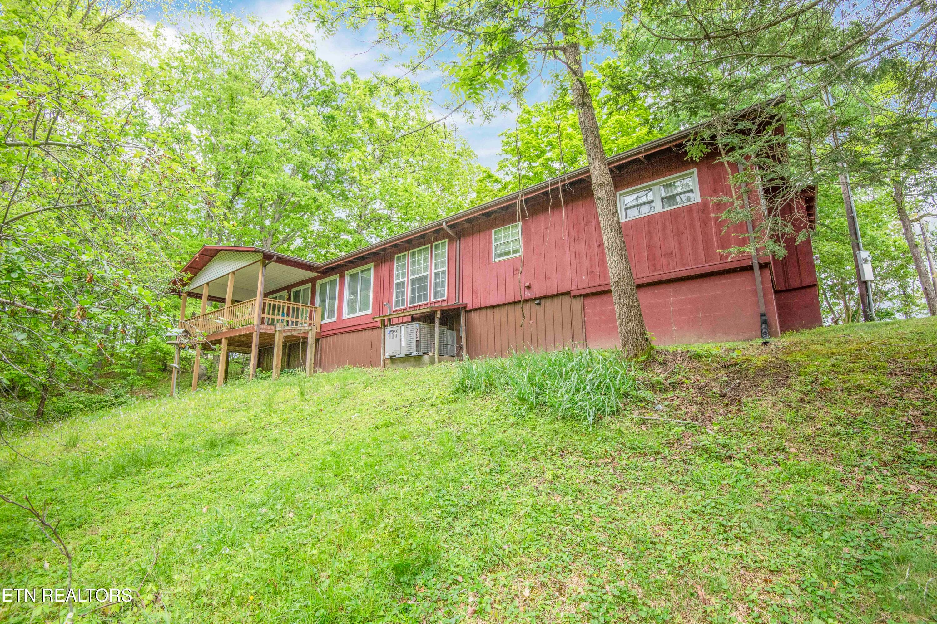 Back View - 355 Eli Lane, Oneida, TN 37841