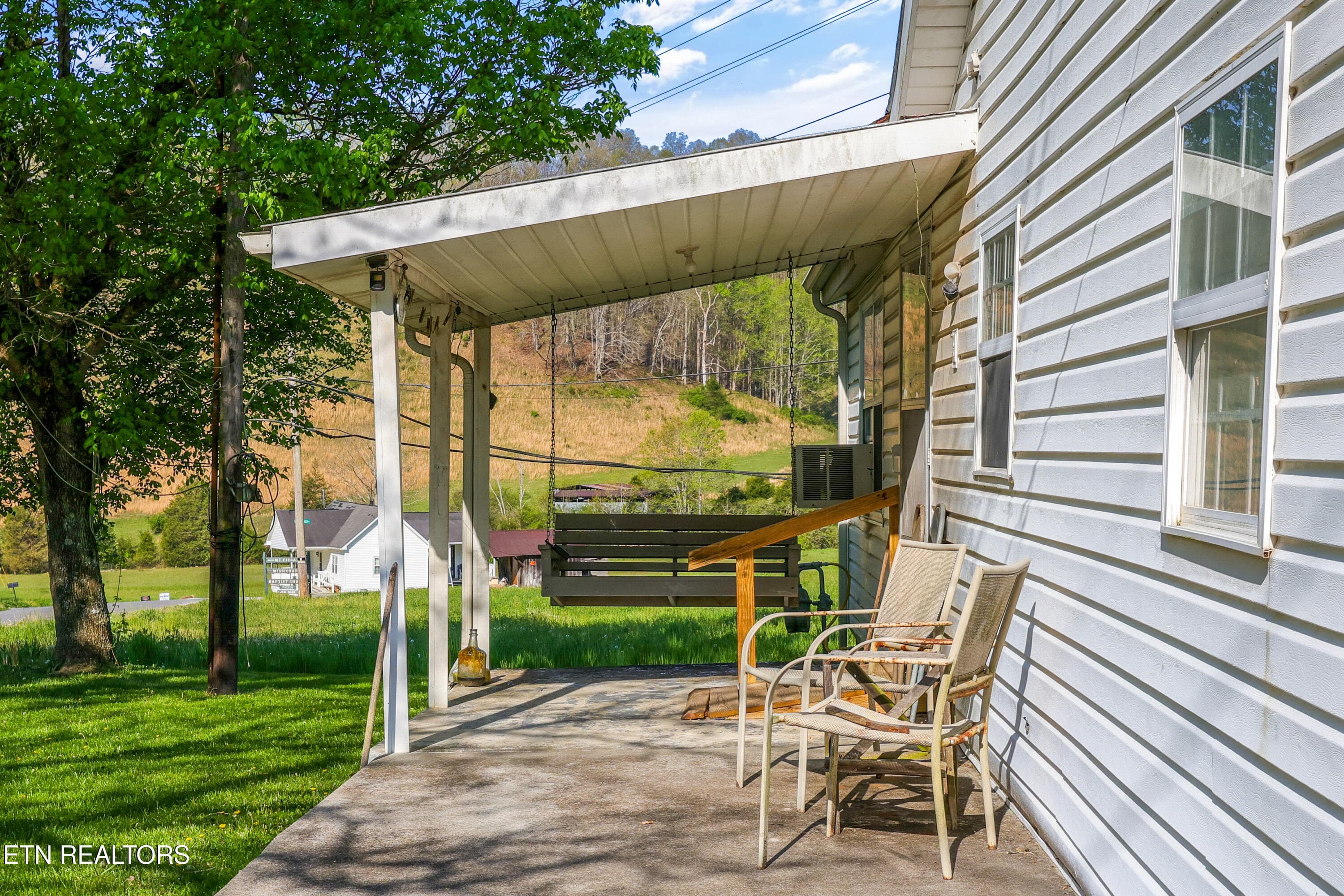 IMG_0186 - 542 Back Valley Rd, Sneedville, TN 37869, Sneedville
