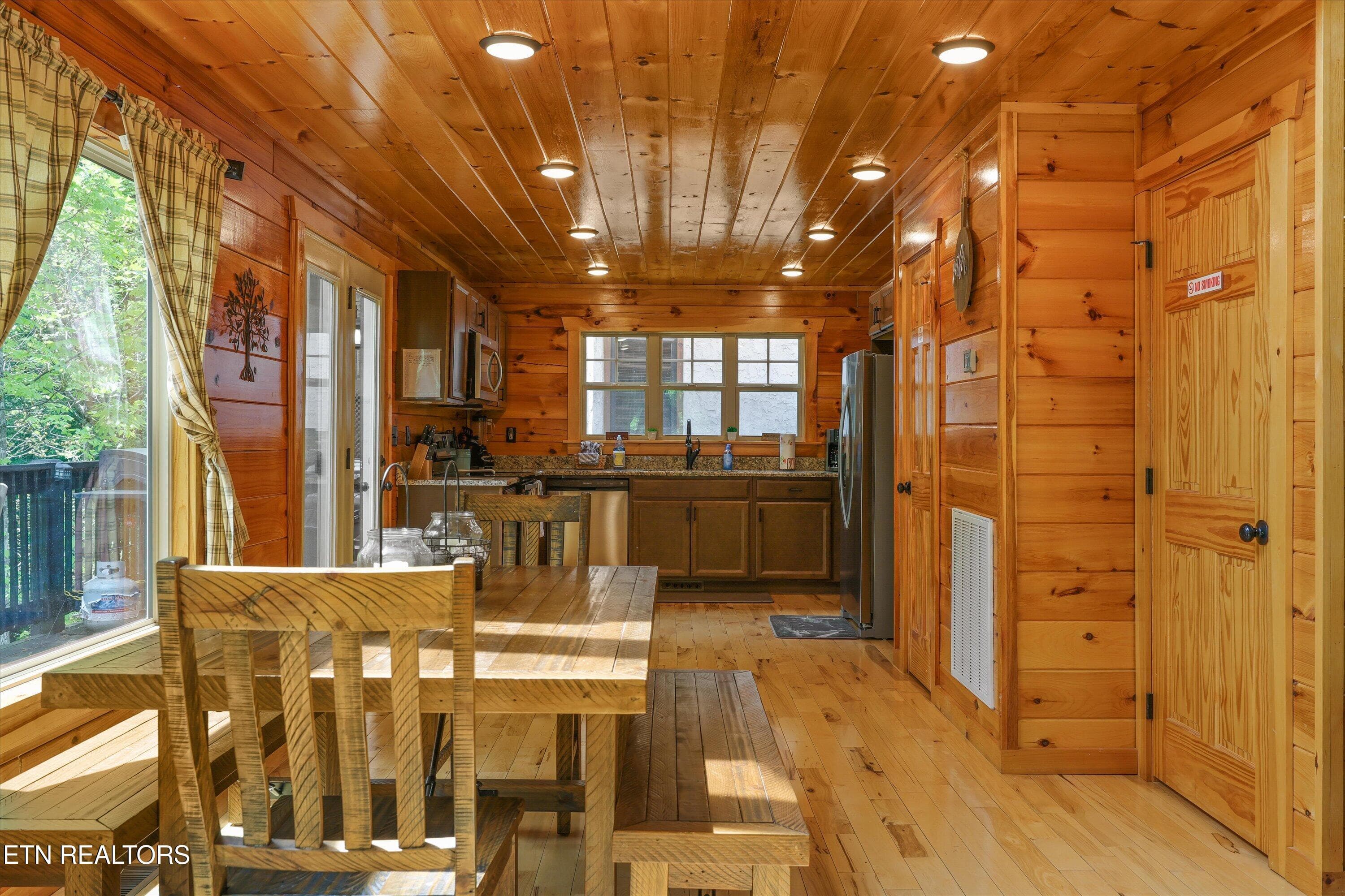 12-1622 Misty Holw Wy08 - 1622 Misty Hollow Way, Gatlinburg, TN 37738, Gatlinburg