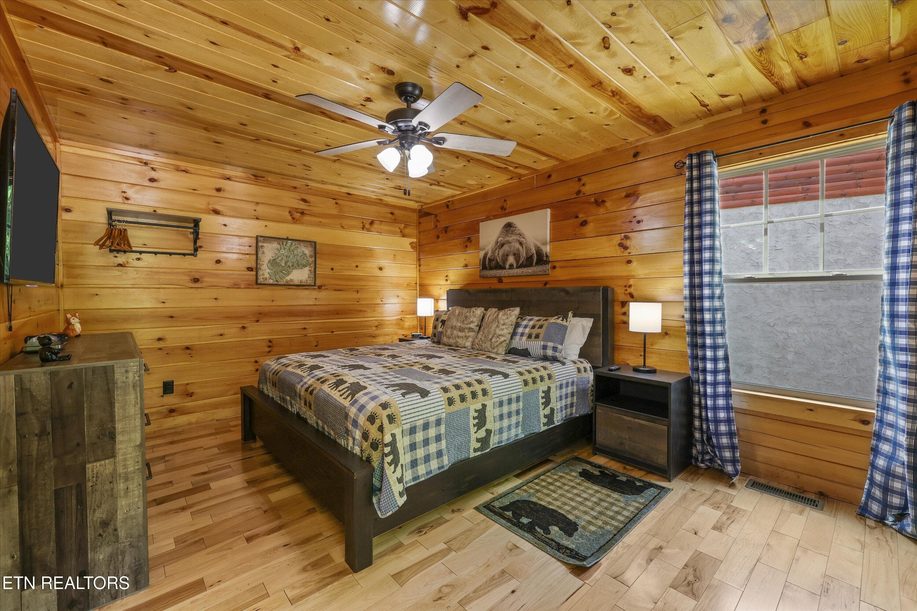 18-1622 Misty Holw Wy14 - 1622 Misty Hollow Way, Gatlinburg, TN 37738, Gatlinburg