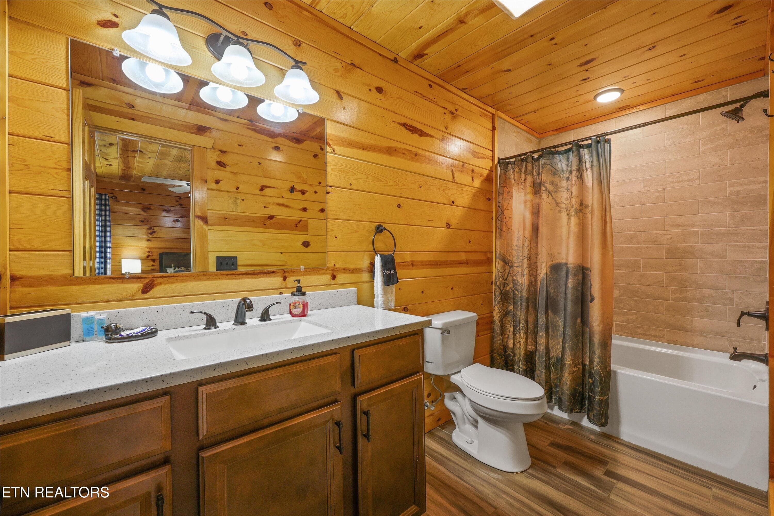 21-1622 Misty Holw Wy17 - 1622 Misty Hollow Way, Gatlinburg, TN 37738, Gatlinburg