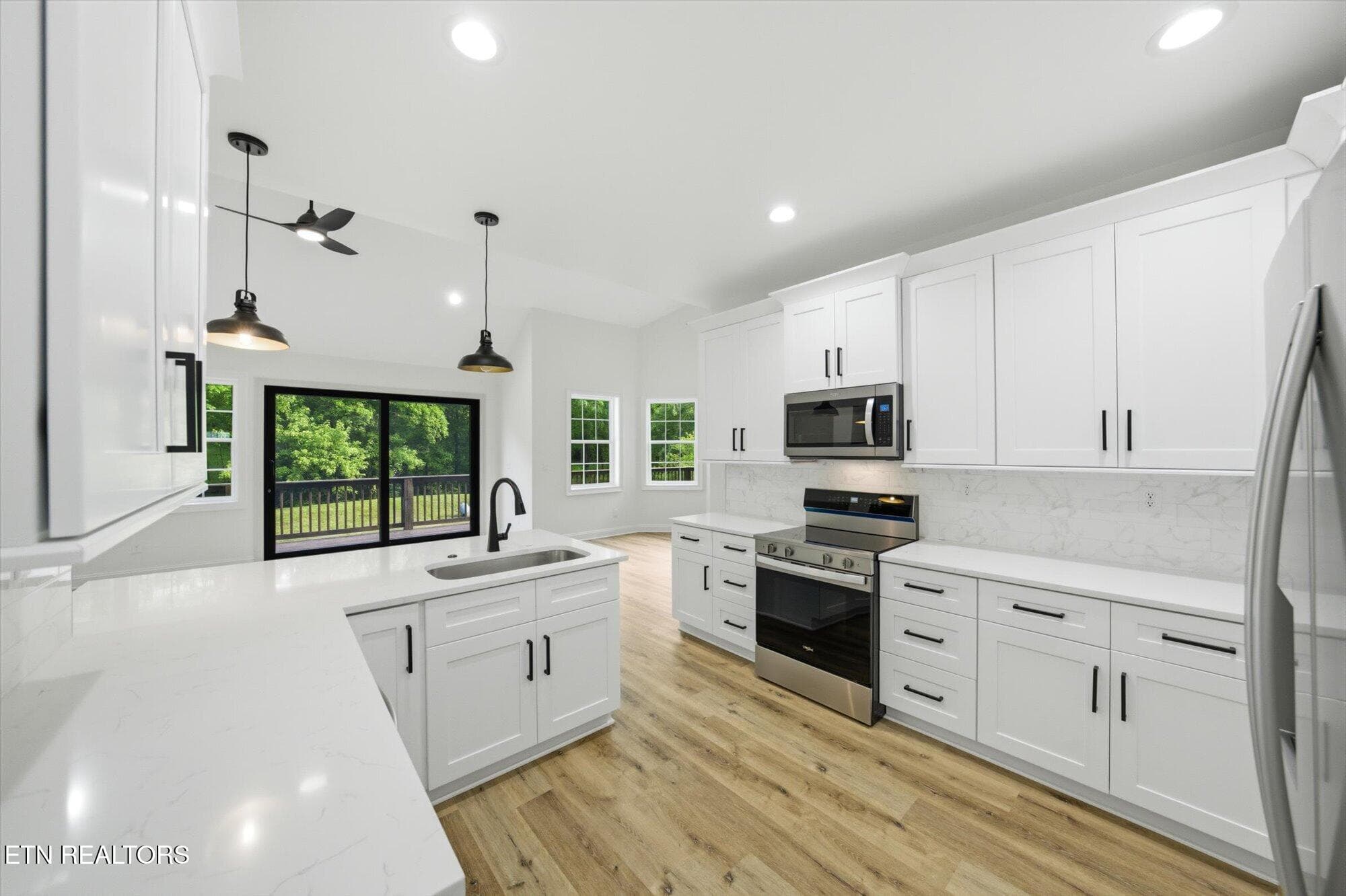 18-3636-S-Creek-Rd-Knoxville-TN-18 - 3636 S Creek Rd, Knoxville, TN 37920