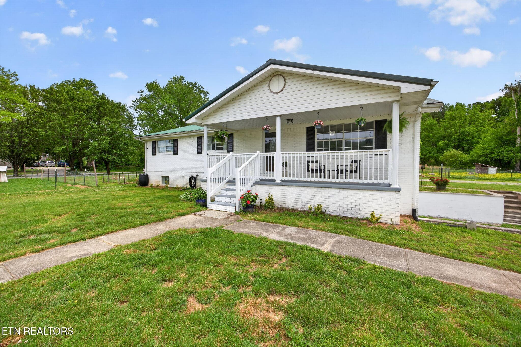 FRONT VIEW - 14910 Old State Highway 28, Pikeville, TN 37367
