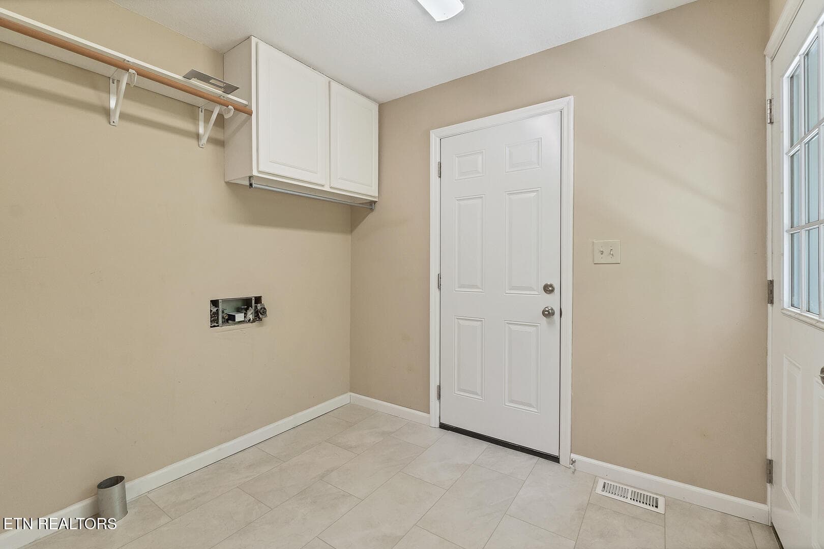 Laundry Room - 6842 Four Mile Rd, Maryville, TN 37803