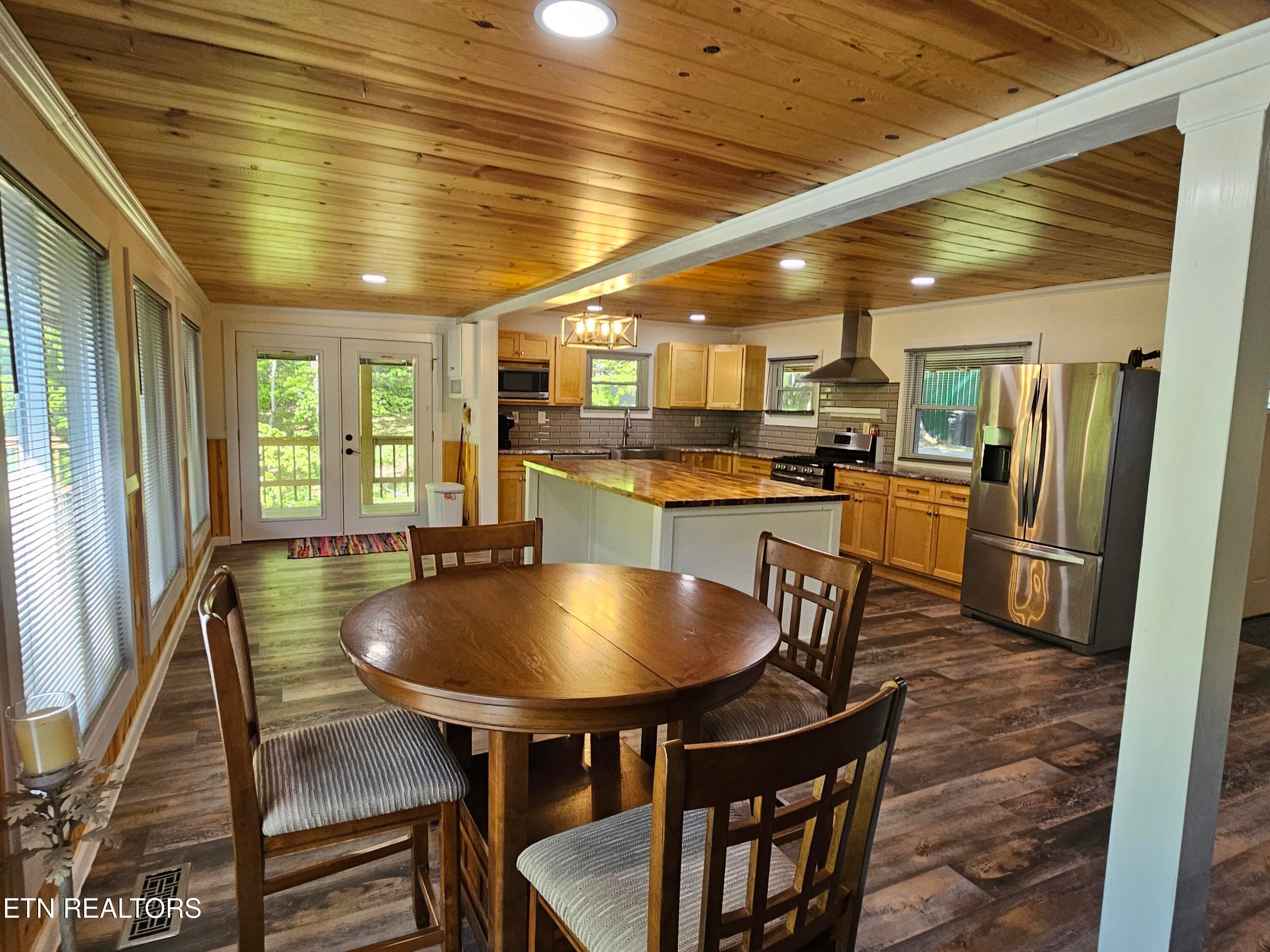 Dining Area - 355 Eli Lane, Oneida, TN 37841