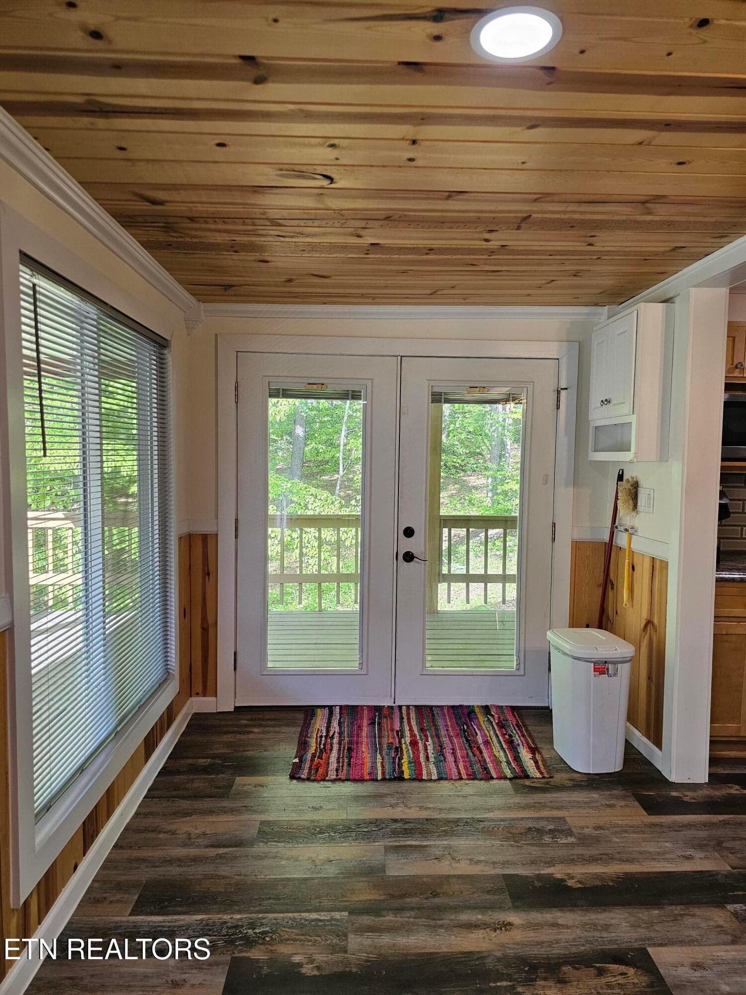 French Doors to Deck - 355 Eli Lane, Oneida, TN 37841
