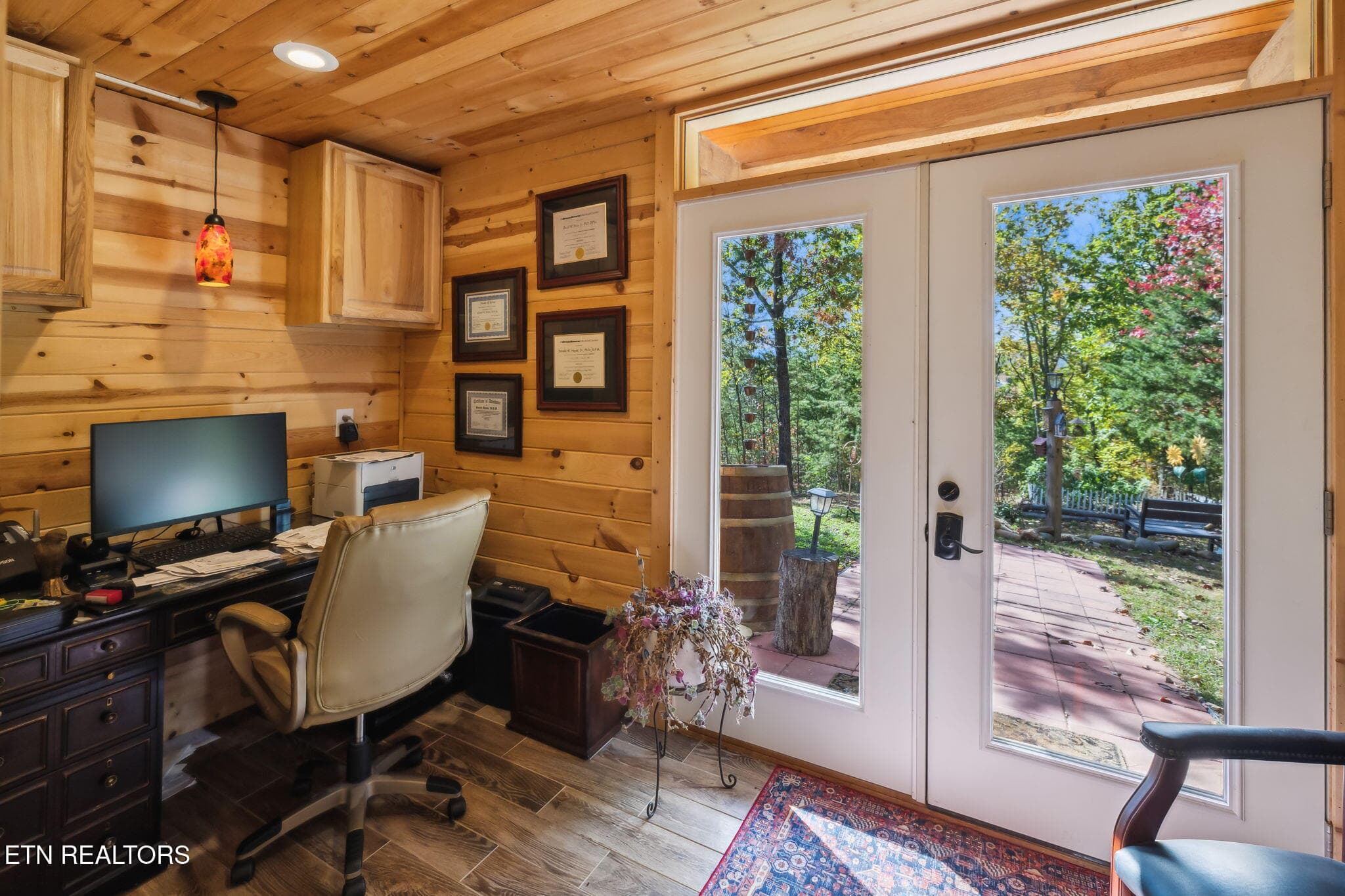 Office - 1642 Little Cove Rd, Sevierville, TN 37862