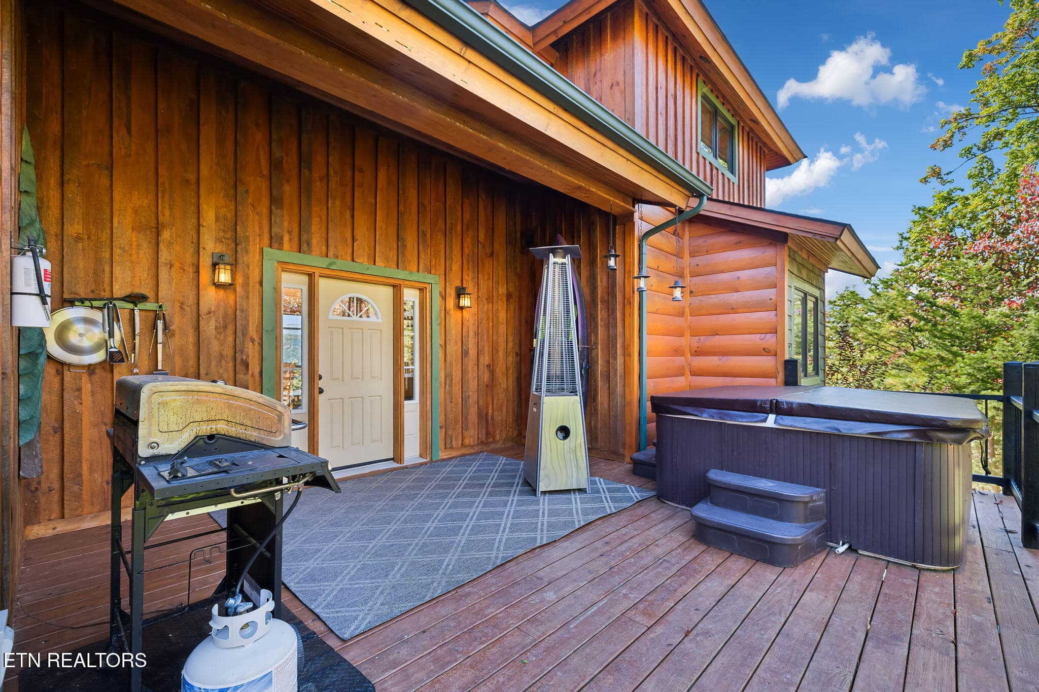 Front entry - 1642 Little Cove Rd, Sevierville, TN 37862