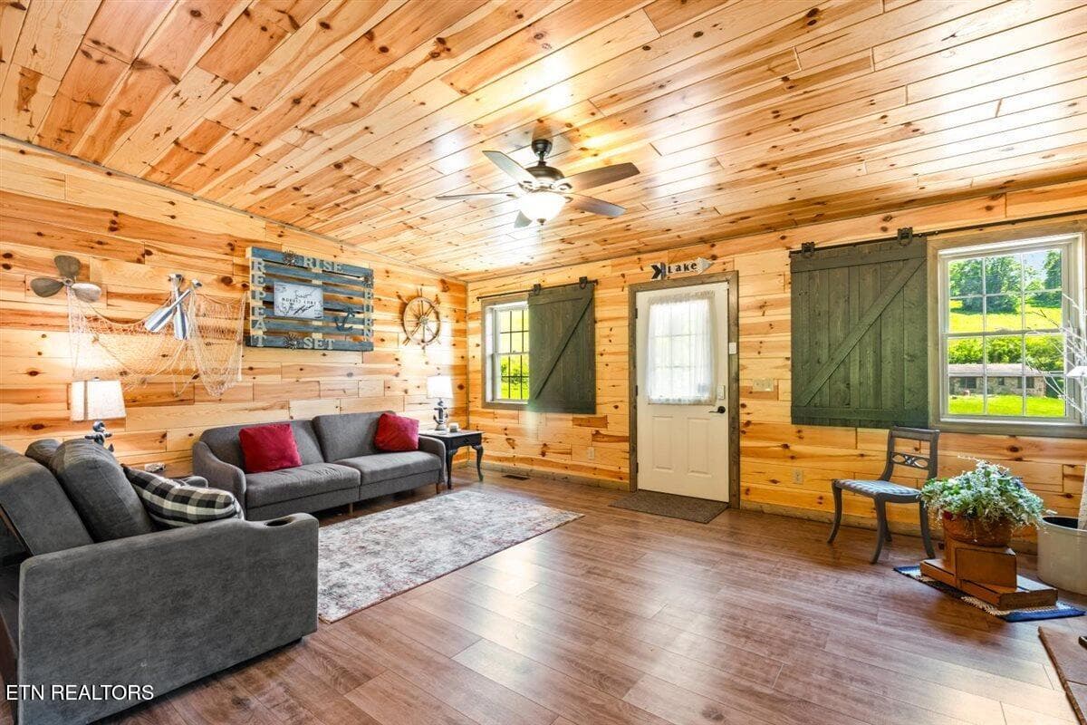 07-542 Whitman Hollow Rd - 542 Whitman Hollow Rd, LaFollette, TN 37766