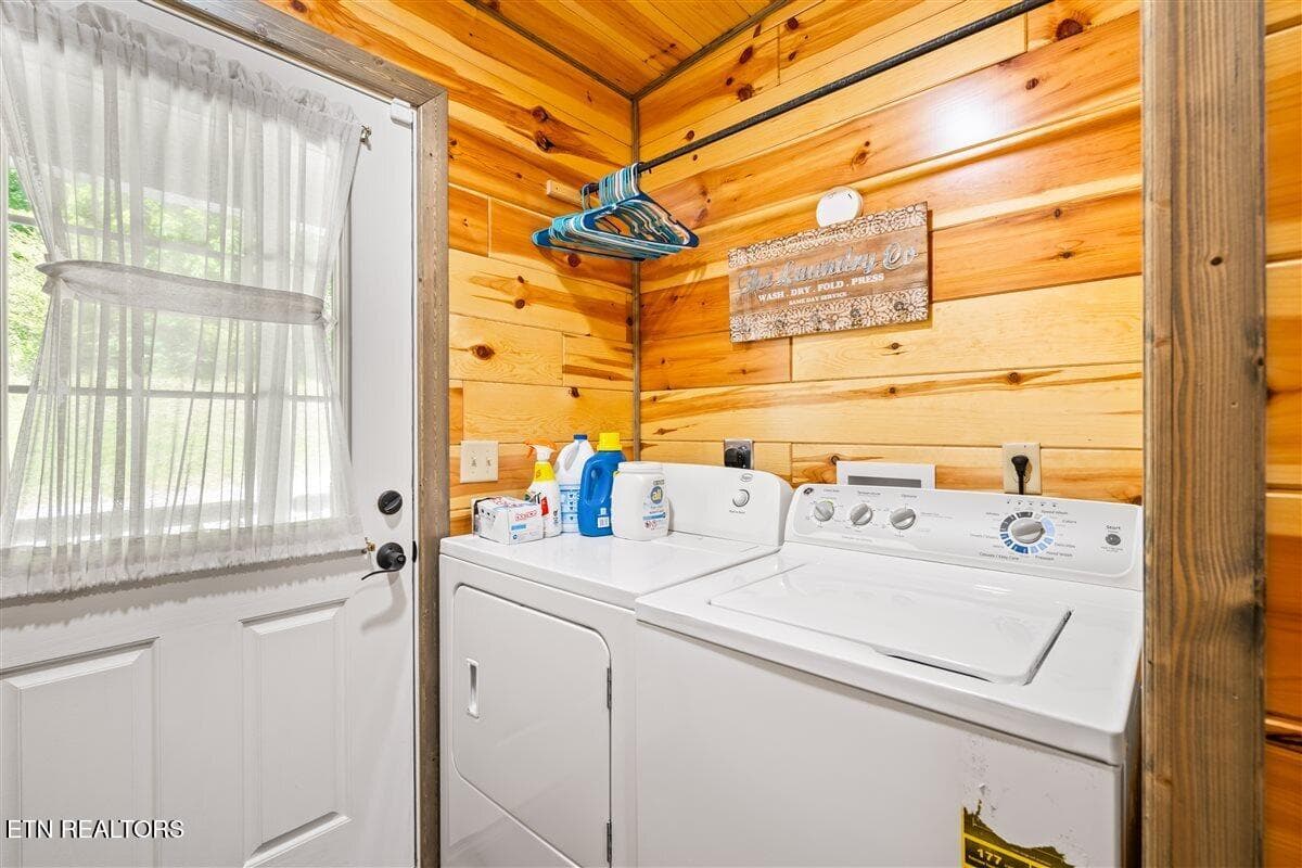 30-542 Whitman Hollow Rd - 542 Whitman Hollow Rd, LaFollette, TN 37766