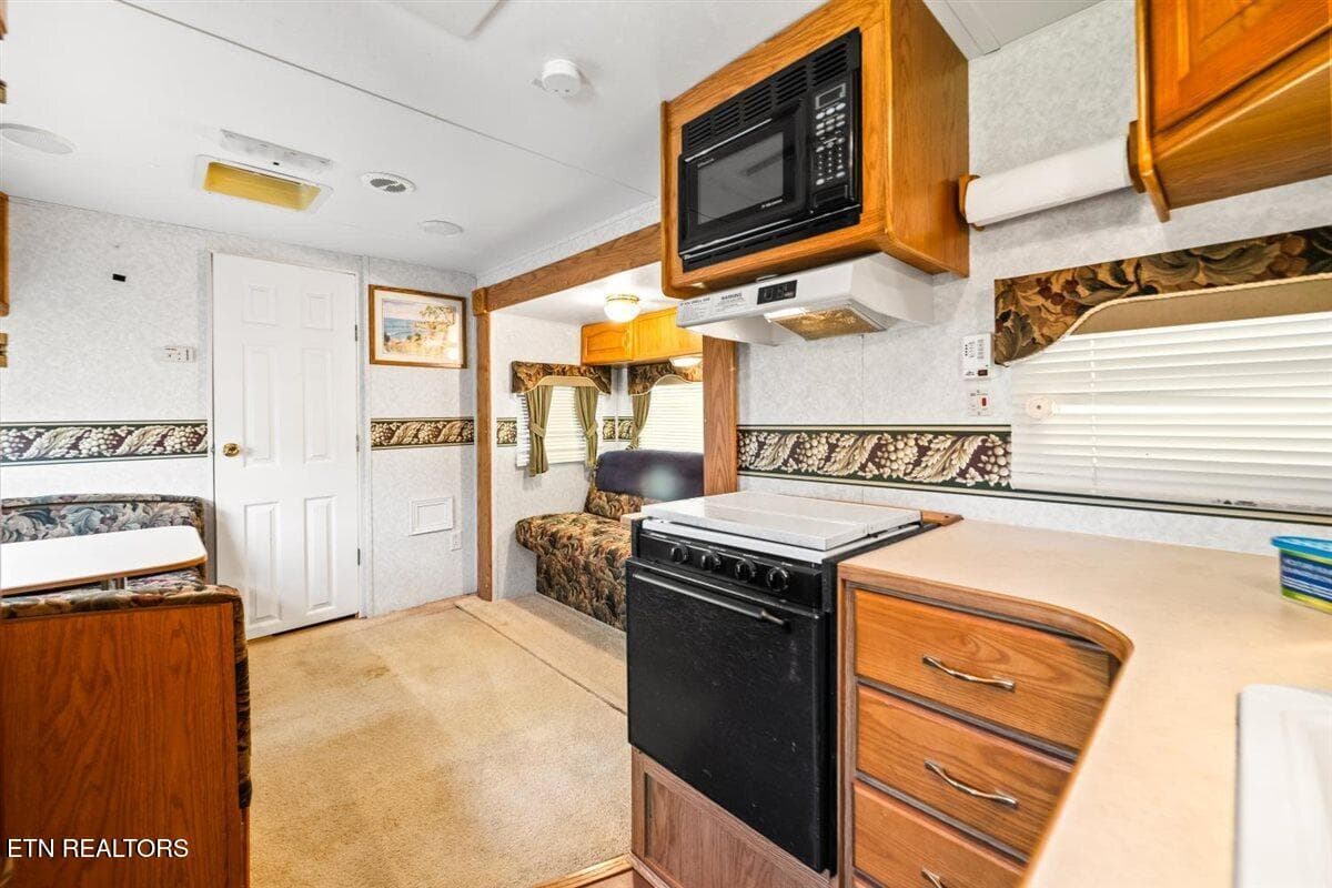 64-542 Whitman Hollow Rd - 542 Whitman Hollow Rd, LaFollette, TN 37766