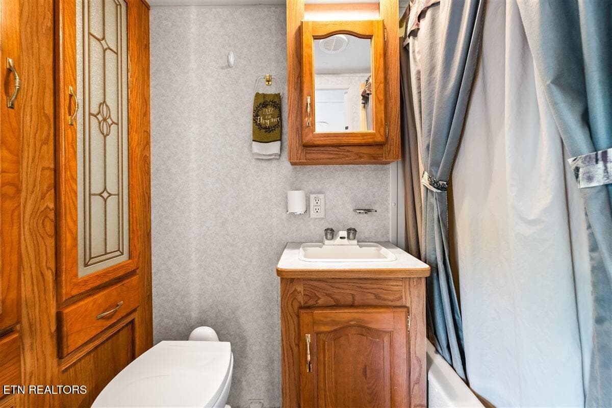 65-542 Whitman Hollow Rd - 542 Whitman Hollow Rd, LaFollette, TN 37766