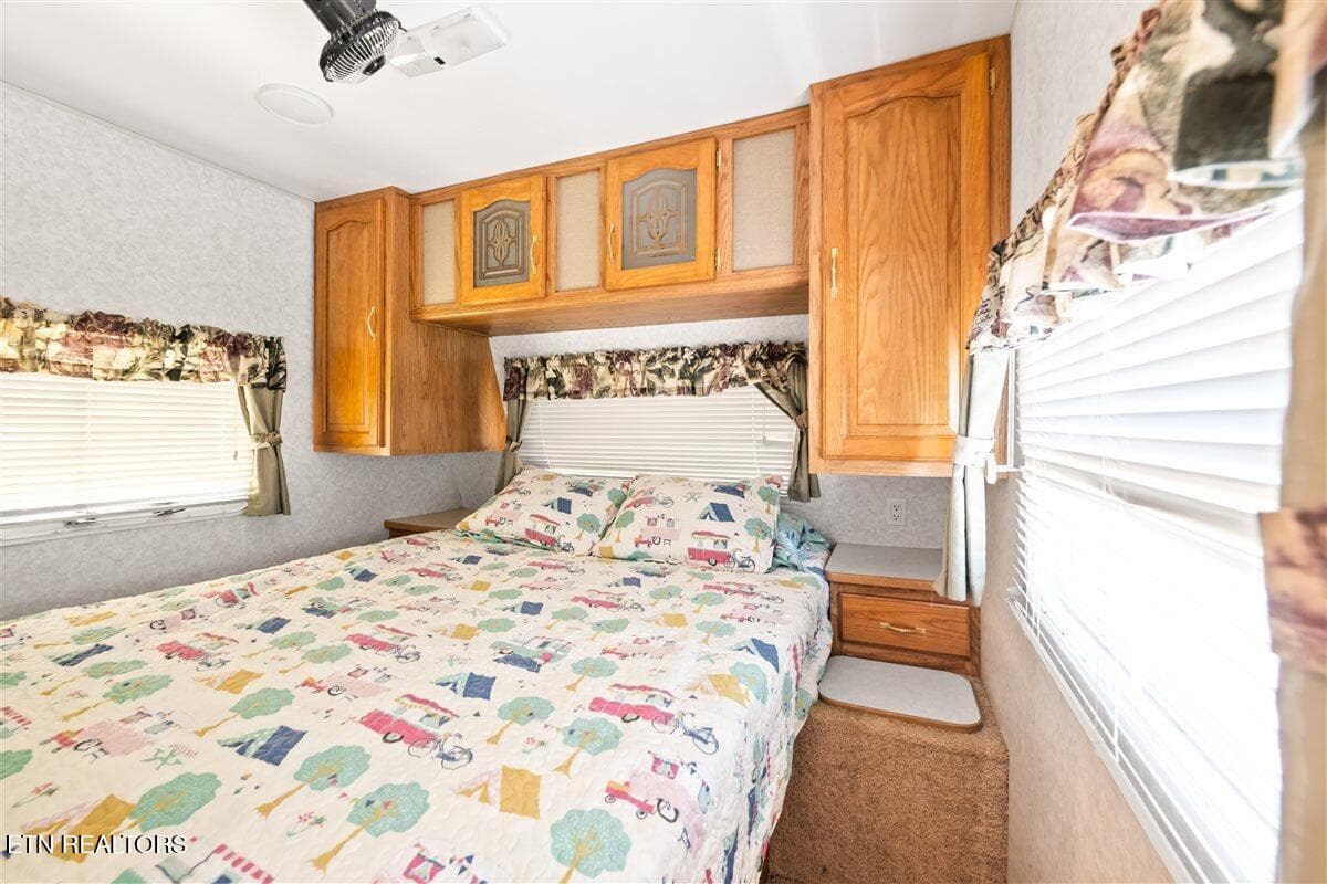66-542 Whitman Hollow Rd - 542 Whitman Hollow Rd, LaFollette, TN 37766