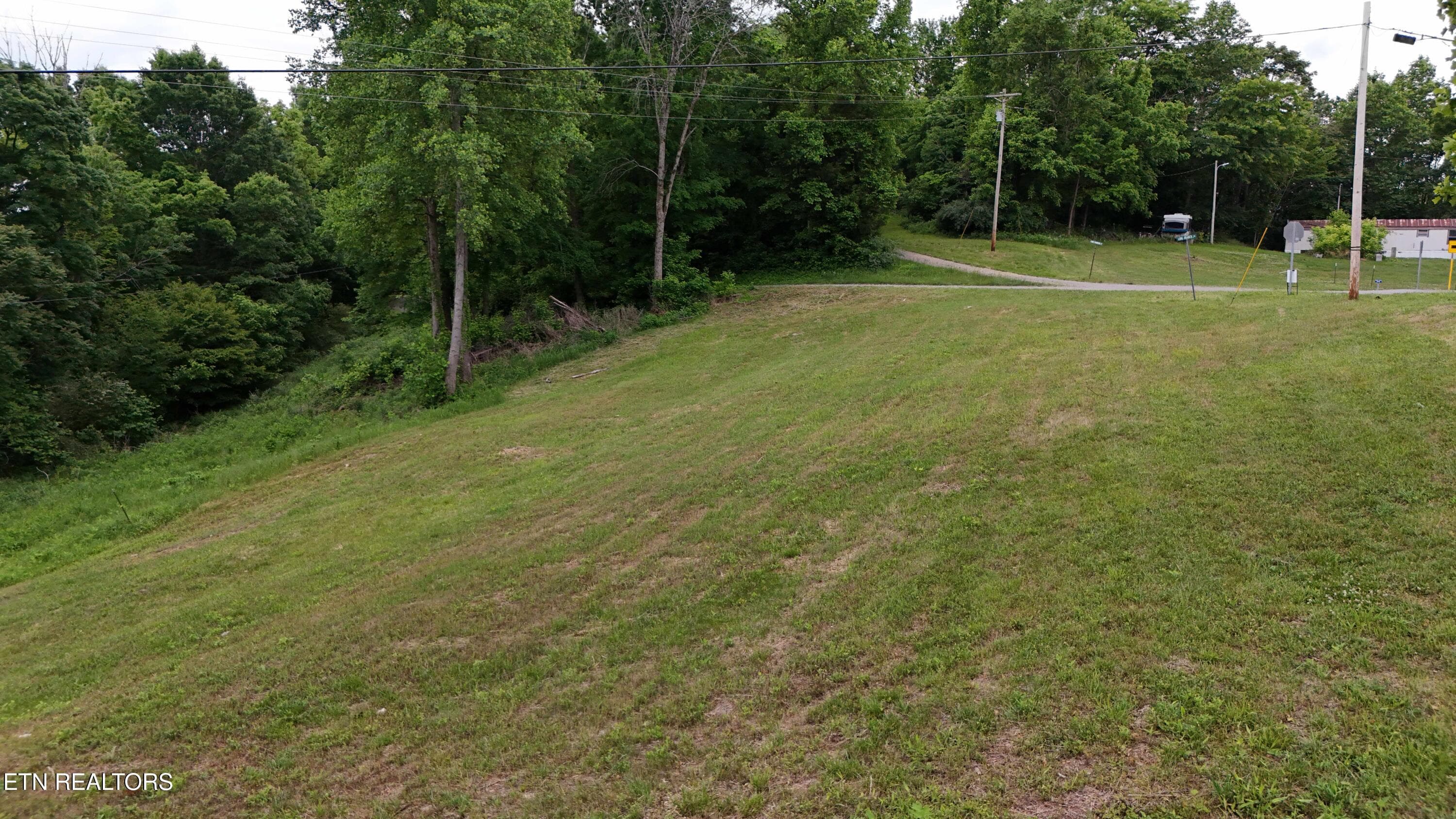 Freehill Rd -- Back field space - 1825 Freehill Rd, Celina, TN 38551