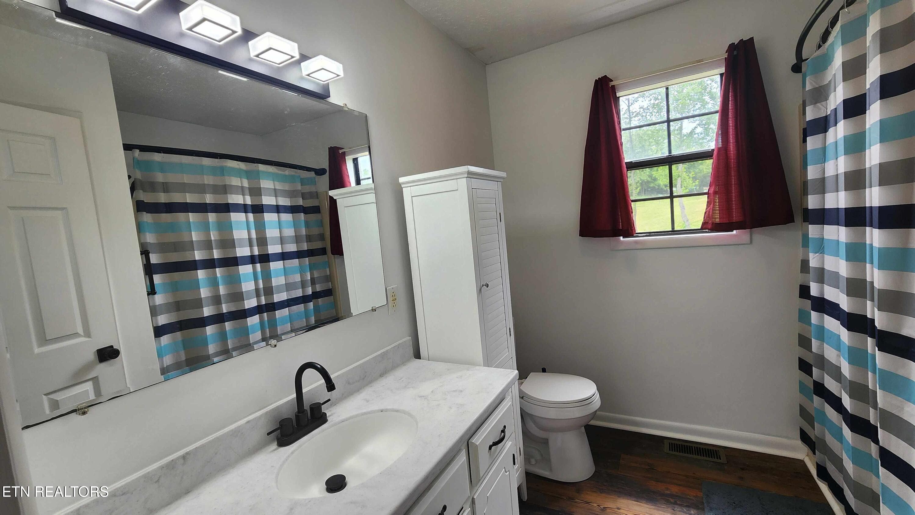 Freehill Rd -- Bathroom 2 - 1825 Freehill Rd, Celina, TN 38551
