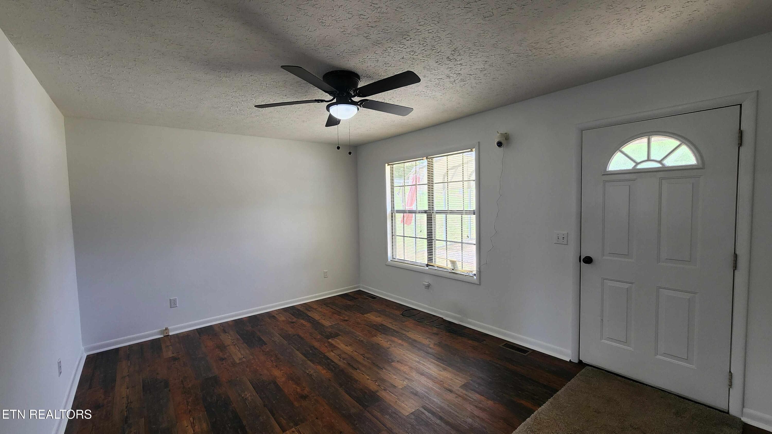 Freehill Rd -- Livingroom 1 - 1825 Freehill Rd, Celina, TN 38551