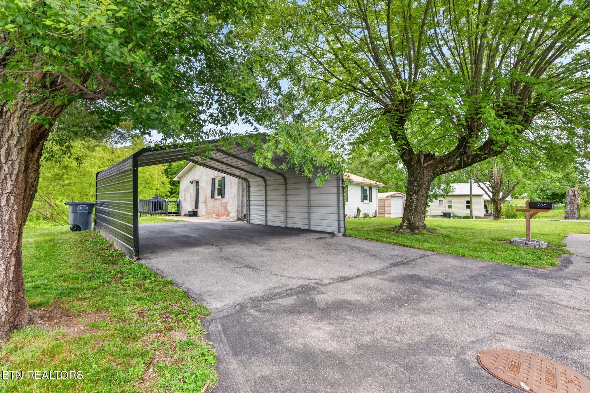3-web-or-mls-706_Industrial_Dr_011_TNPC - 706 Industrial Drive, Monterey, TN 38574