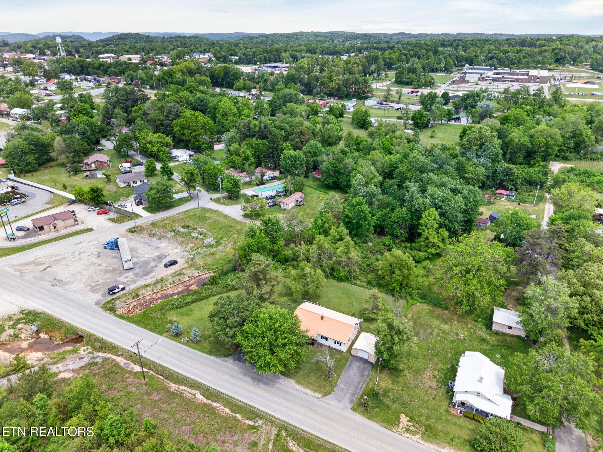 35-web-or-mls-706_Industrial_Dr_177_TNPC - 706 Industrial Drive, Monterey, TN 38574