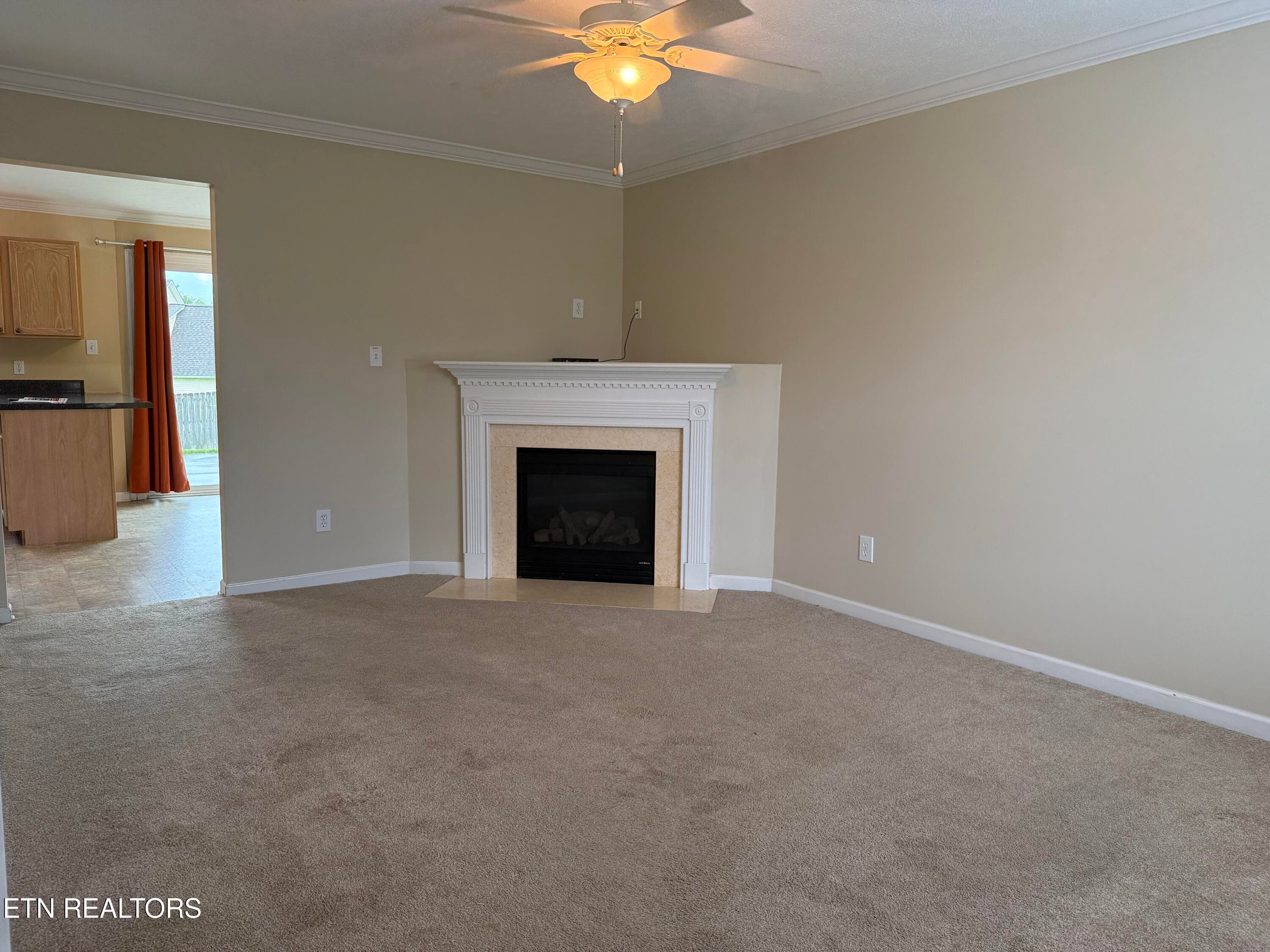 Living Room 1 - 7847 Dawnview Rd, Powell, TN 37849