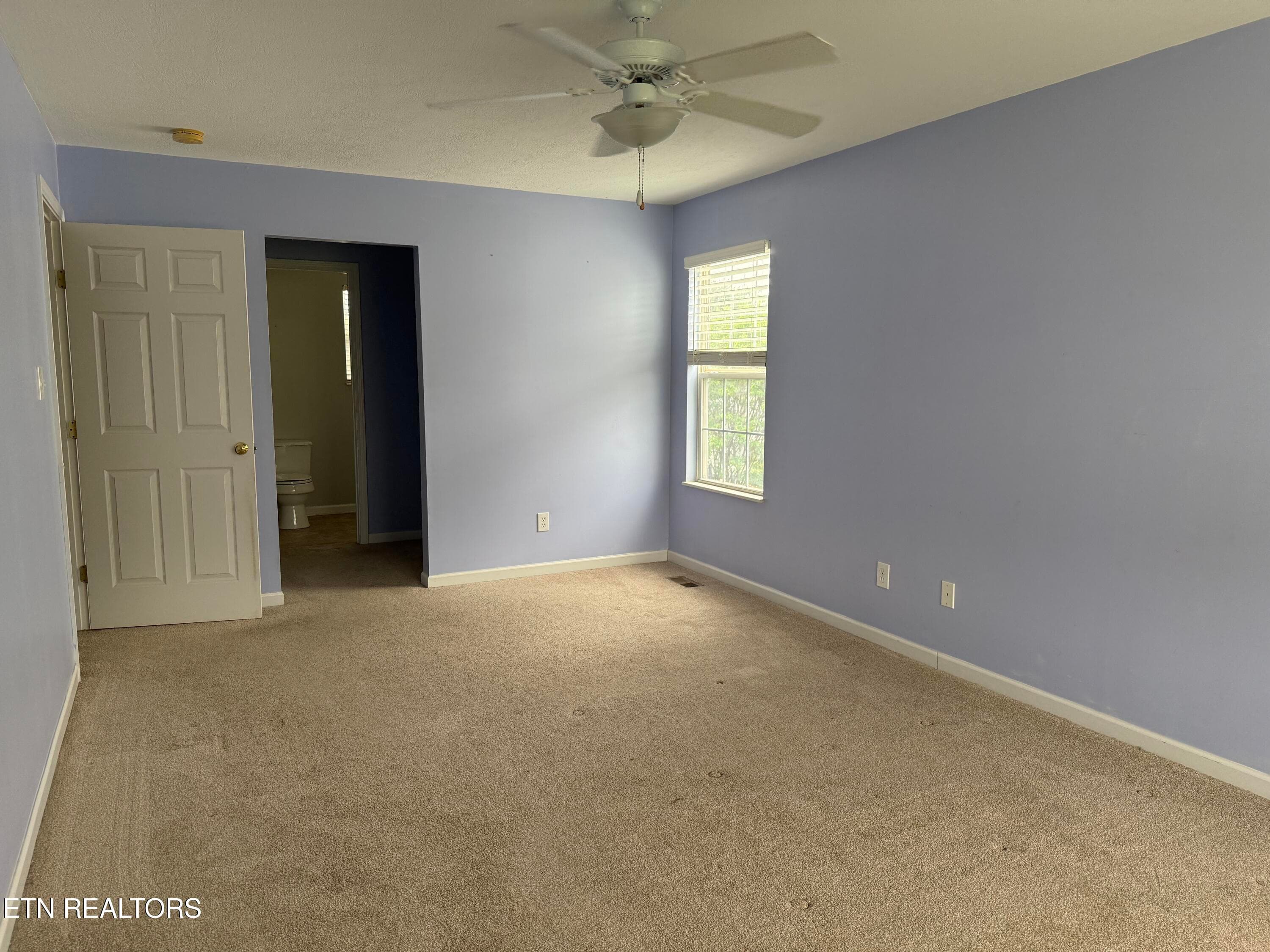 Owners Bedroom 2 - 7847 Dawnview Rd, Powell, TN 37849