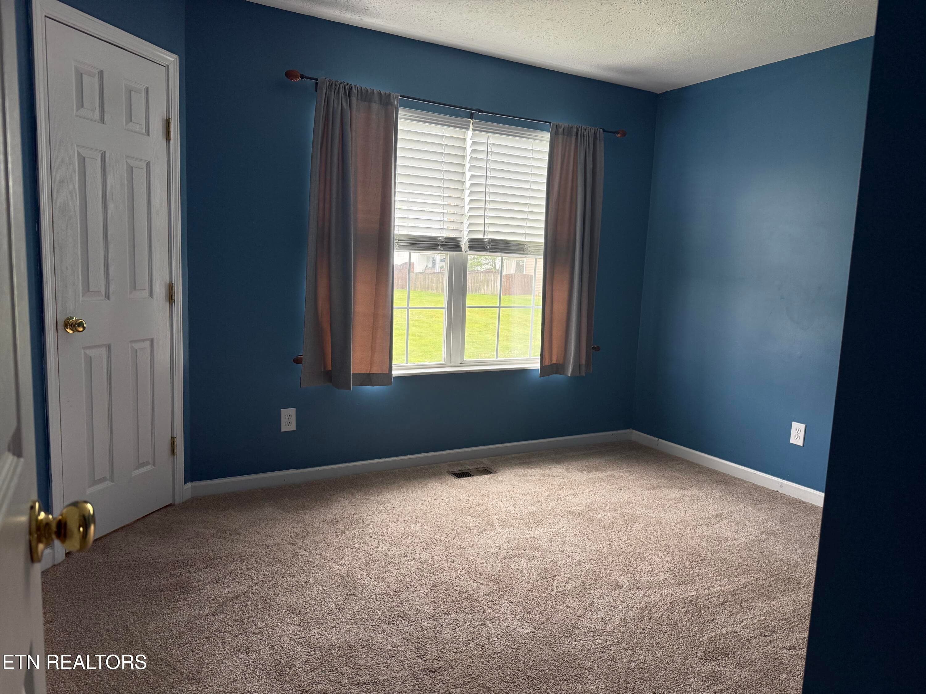 Bedroom 2 - 2 - 7847 Dawnview Rd, Powell, TN 37849