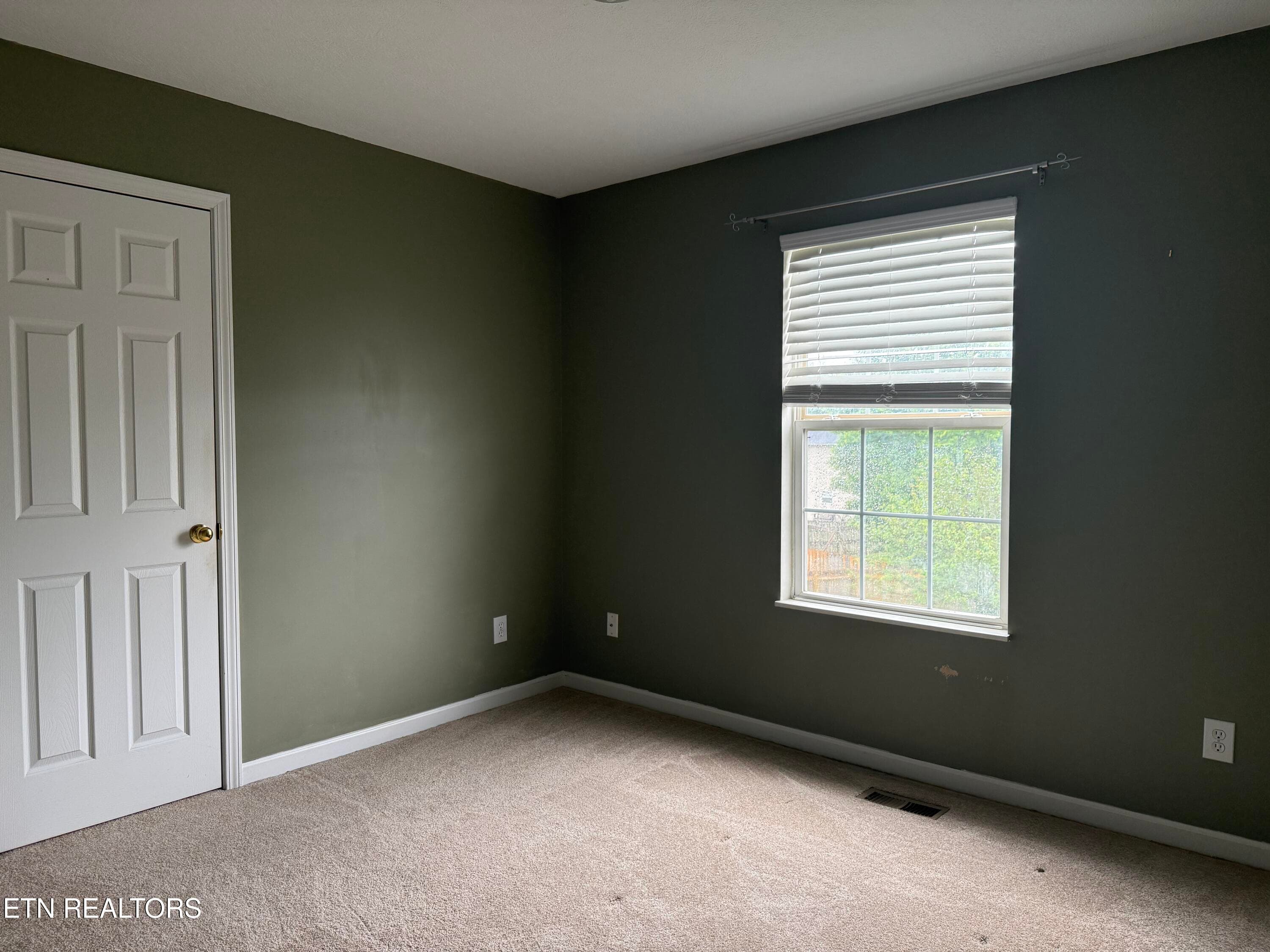 Bedroom 3 -1 - 7847 Dawnview Rd, Powell, TN 37849