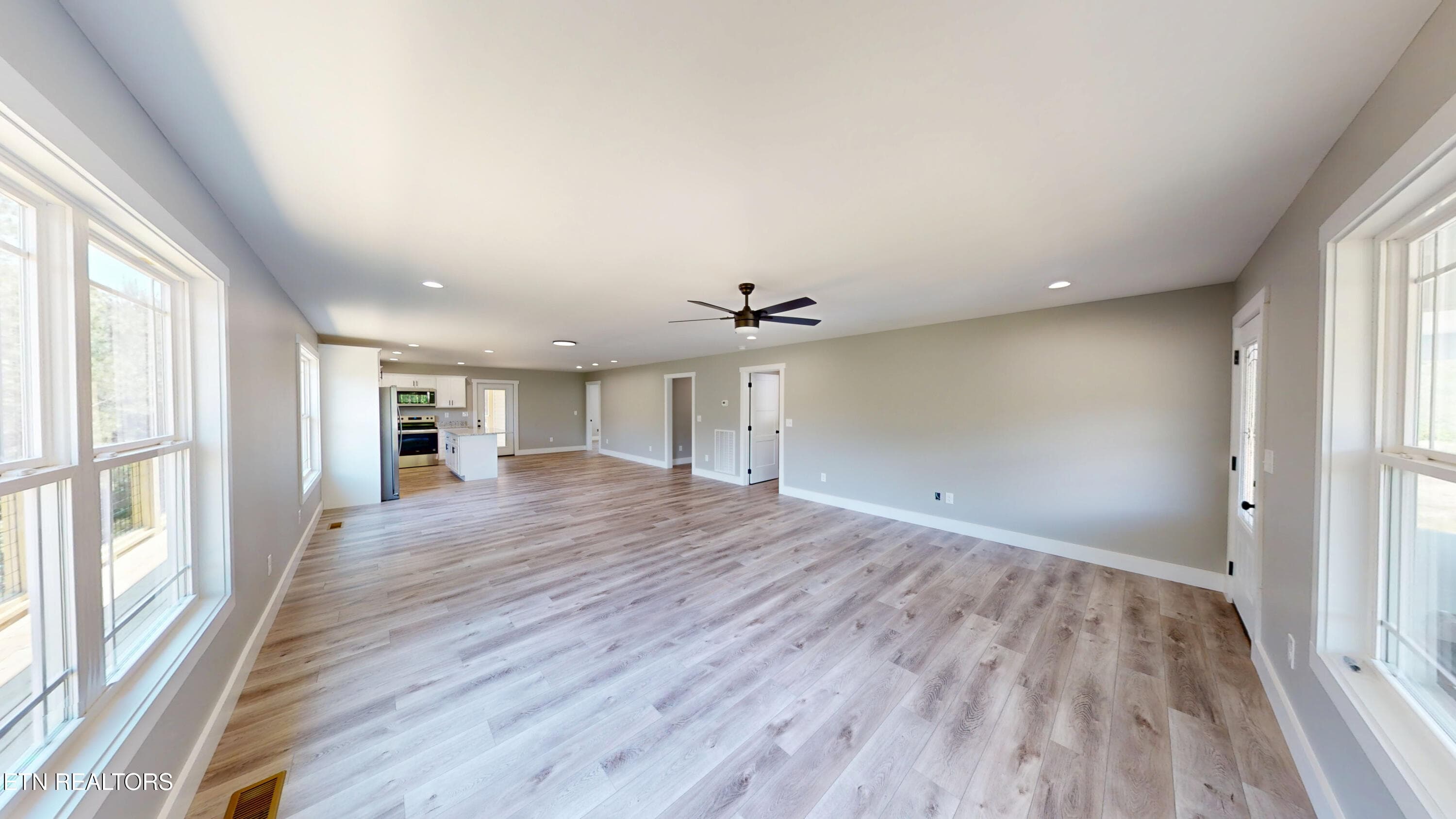 5-Living Room 2.5 - 328 Sunny View Rd, Dayton, TN 37321