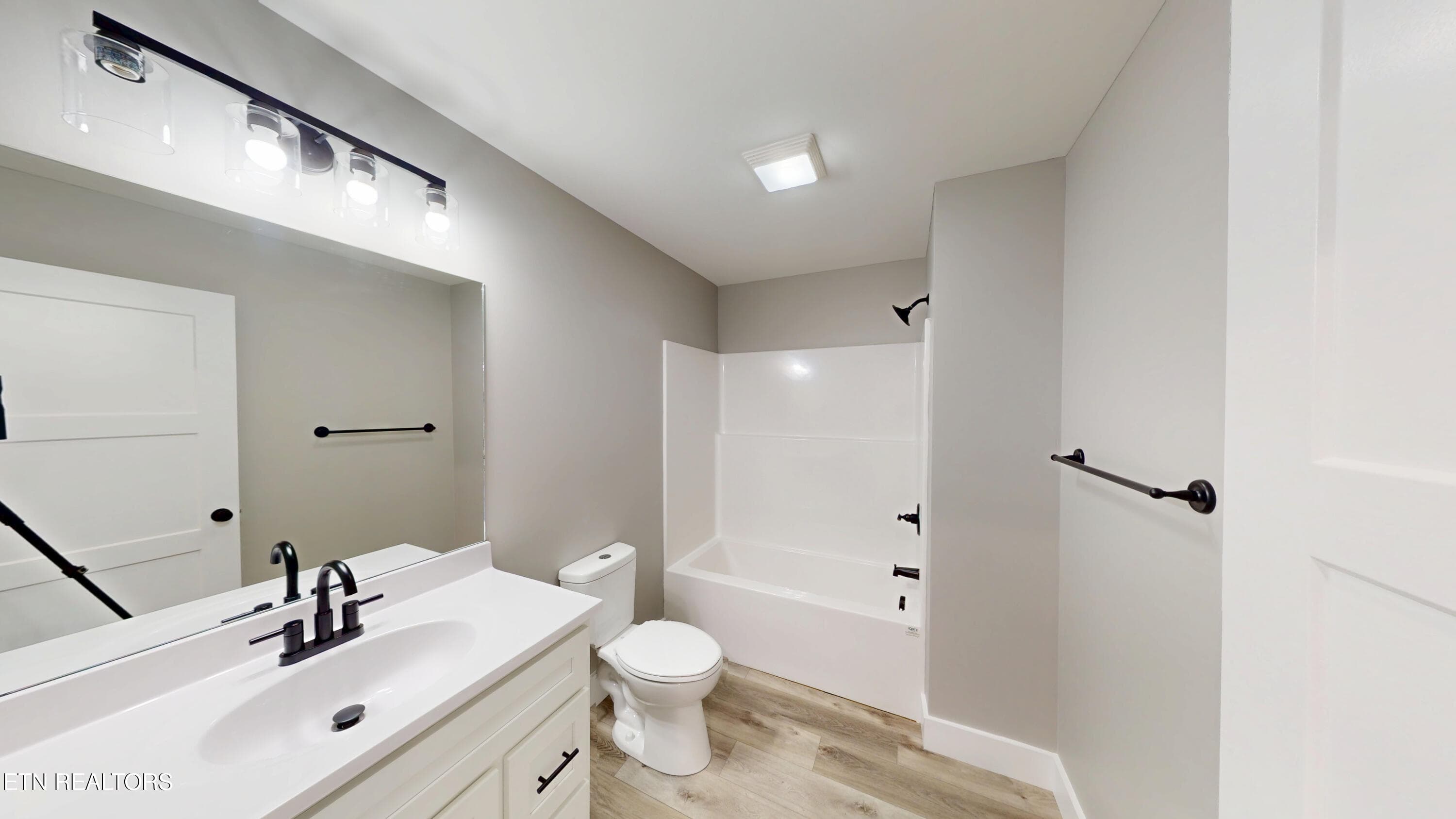 17-Bathroom 1 - 328 Sunny View Rd, Dayton, TN 37321