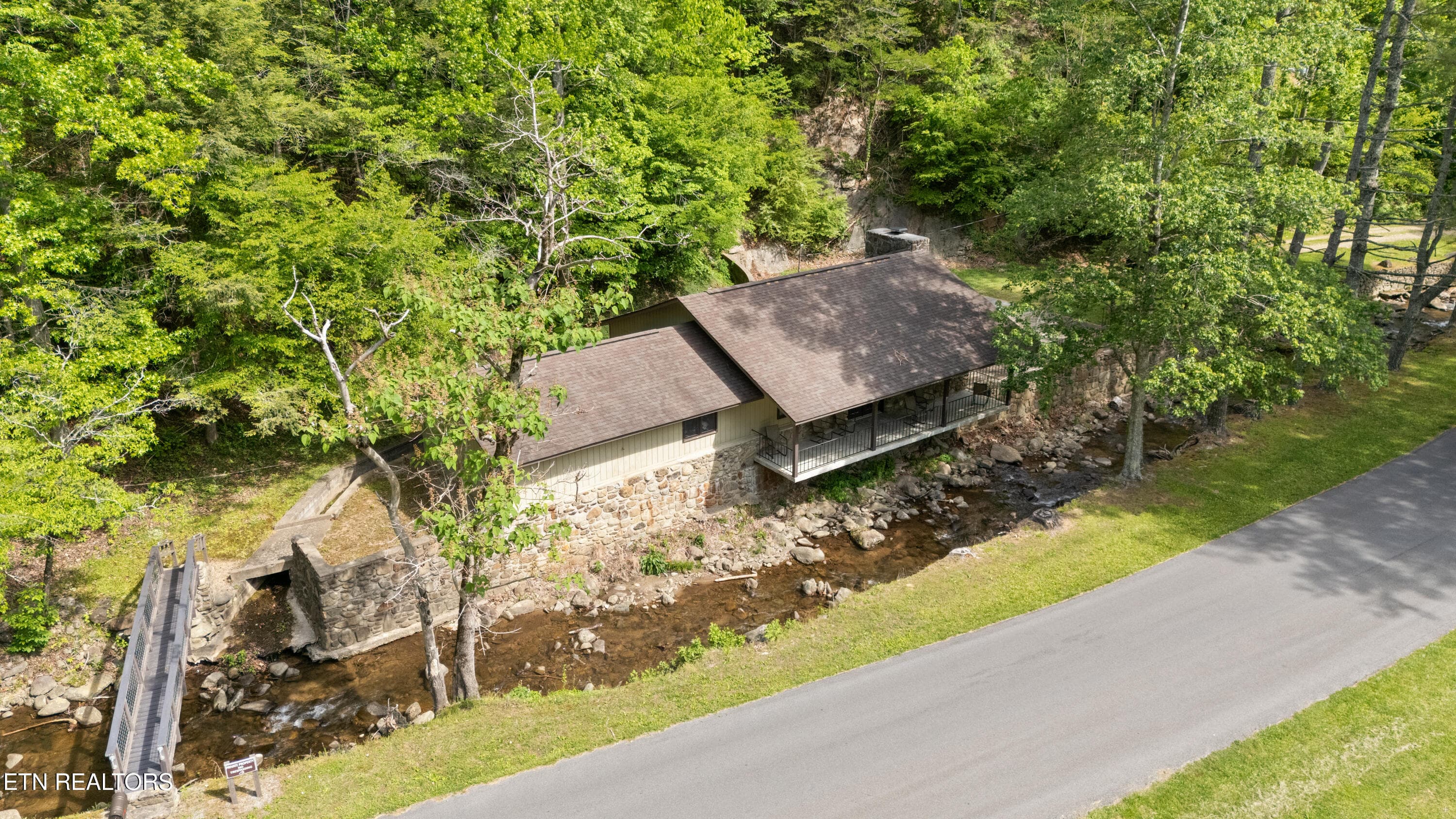 Amenities - 509 Adams Road, Gatlinburg, TN 37738, Gatlinburg
