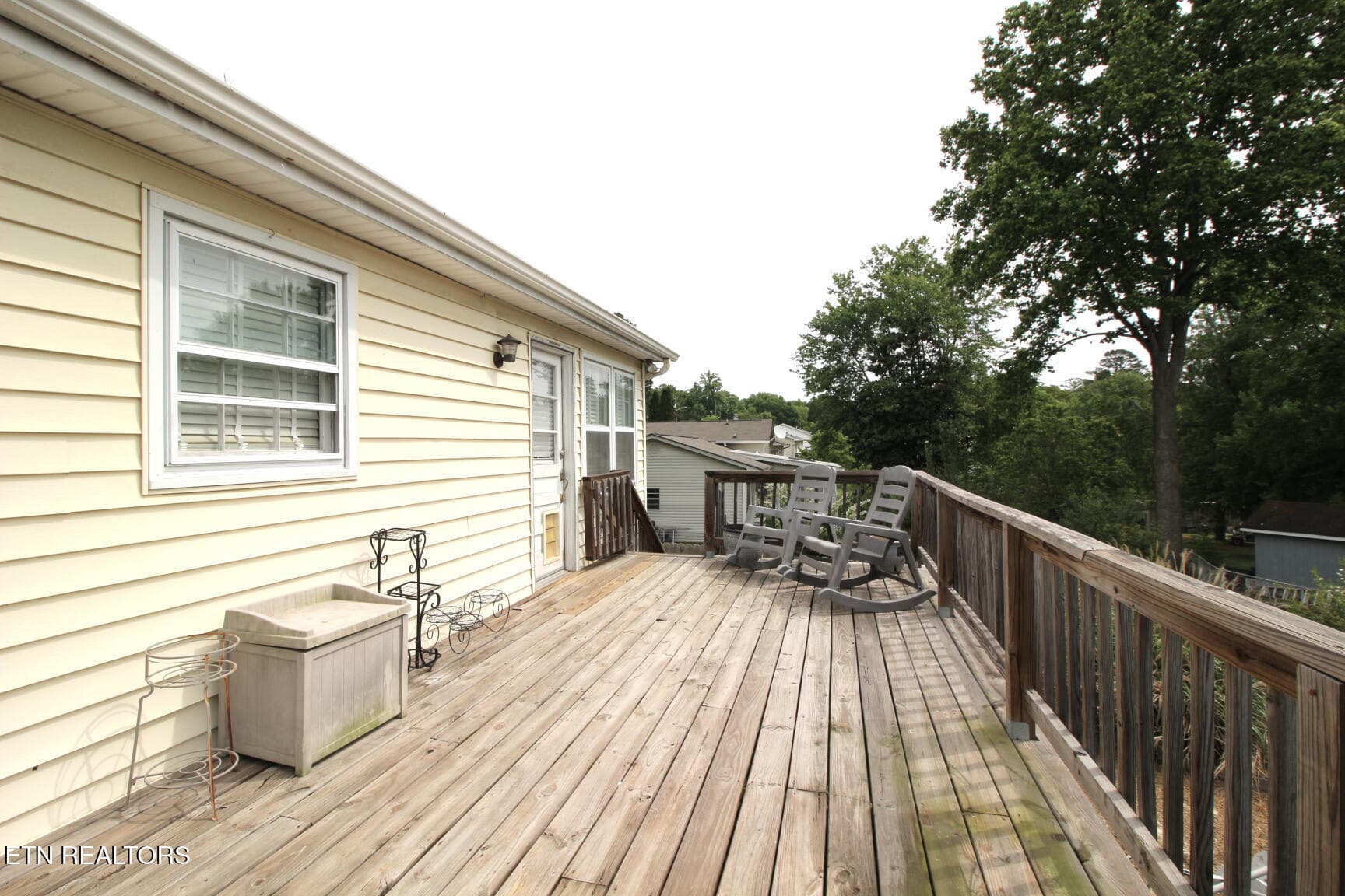 Deck 3 - 5801 Outer Drive, Knoxville, TN 37921, Knoxville