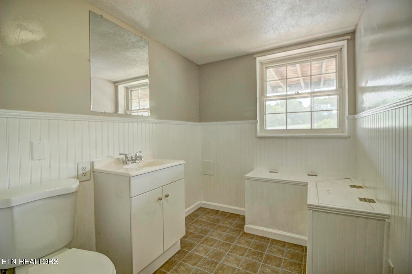 Downstairs Full Bath 2 - 5801 Outer Drive, Knoxville, TN 37921, Knoxville