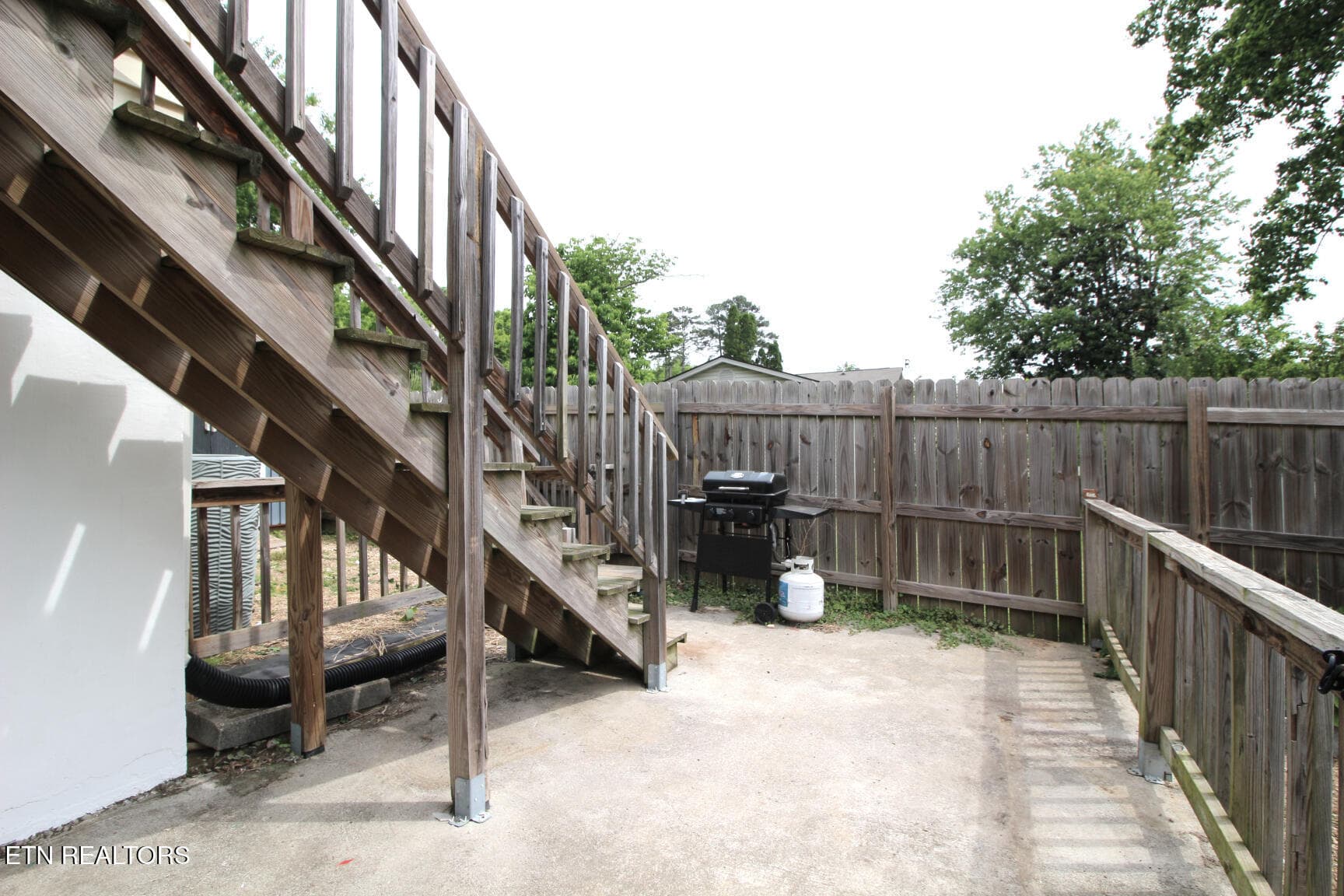 Patio 1 - 5801 Outer Drive, Knoxville, TN 37921, Knoxville