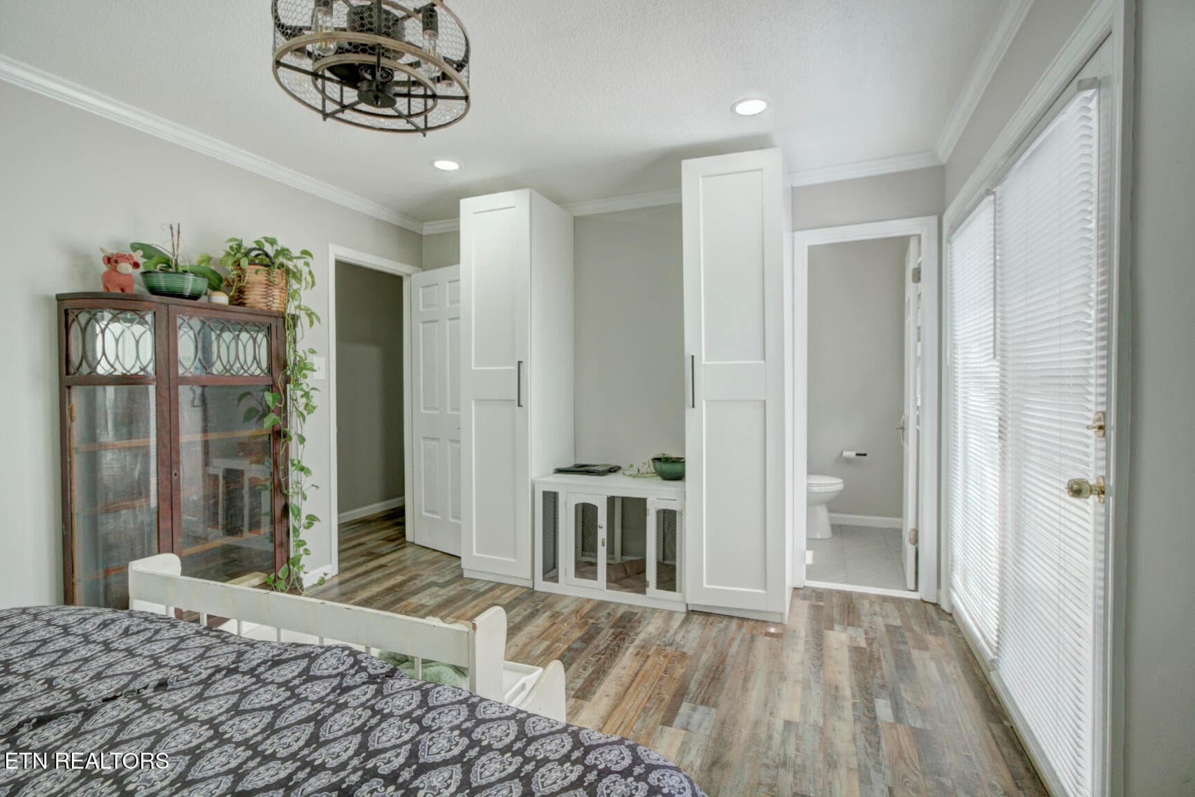 Primary BR - 5801 Outer Drive, Knoxville, TN 37921, Knoxville