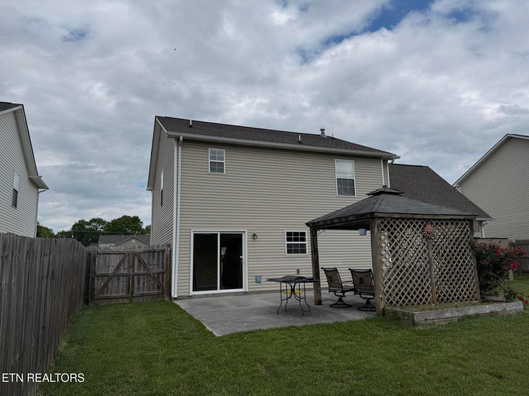 Rear of Home 2 - 7847 Dawnview Rd, Powell, TN 37849