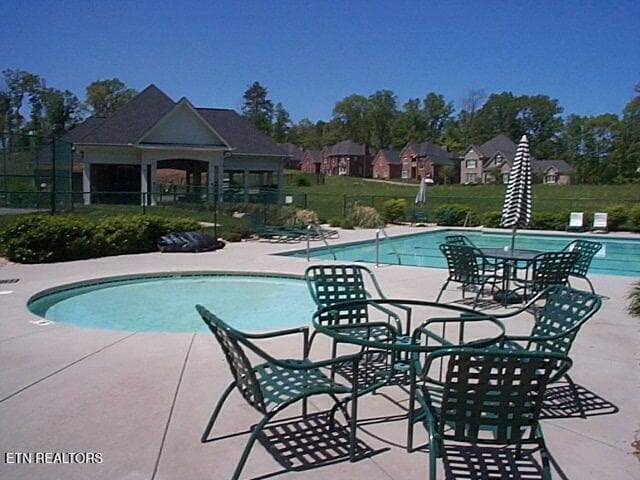 Toddler Pool - 85 Royal Troon Circle, Oak Ridge, TN 37830
