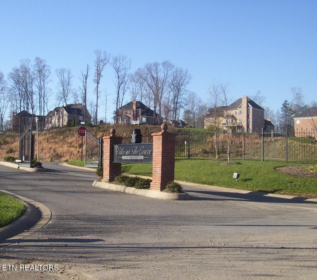 Villa Entrance - 85 Royal Troon Circle, Oak Ridge, TN 37830