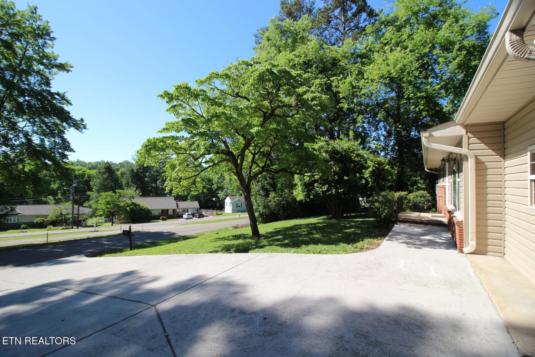 Front Walkway - 1603 Hope Way, Knoxville, TN 37909, Knoxville