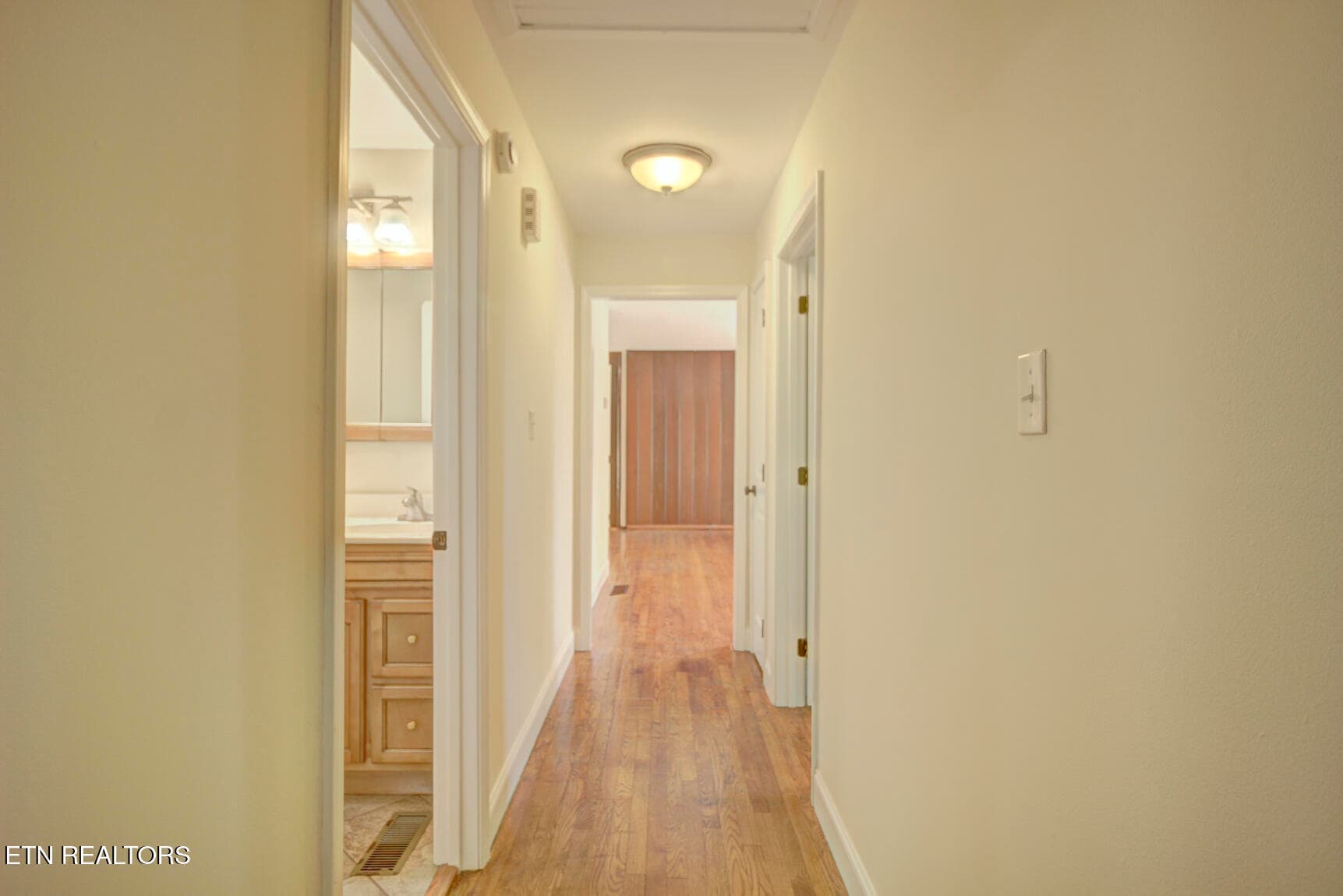 Hallway - 1603 Hope Way, Knoxville, TN 37909, Knoxville